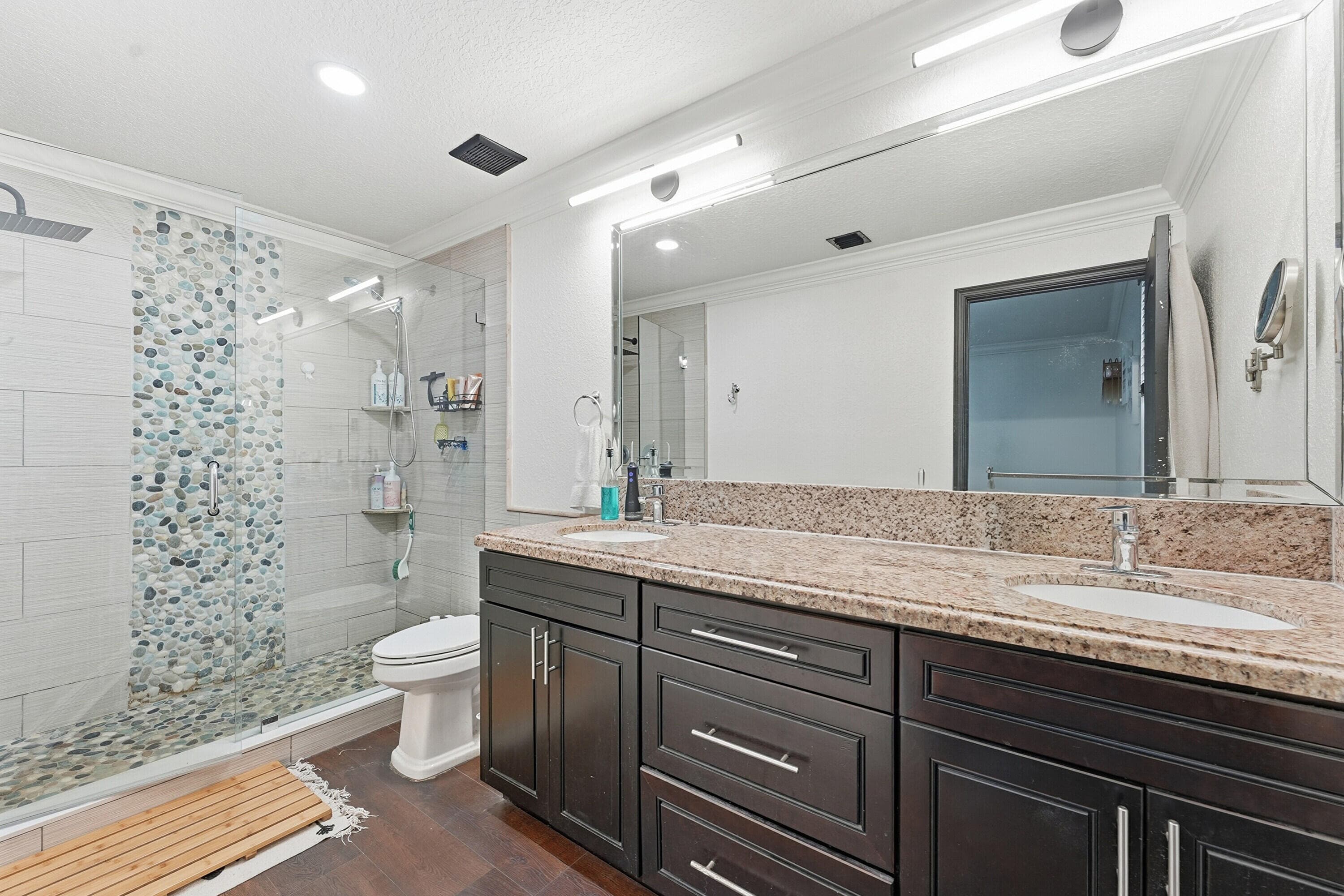 3221 Johns Place, Palm Springs, FL 33461 — photo 14 of 33