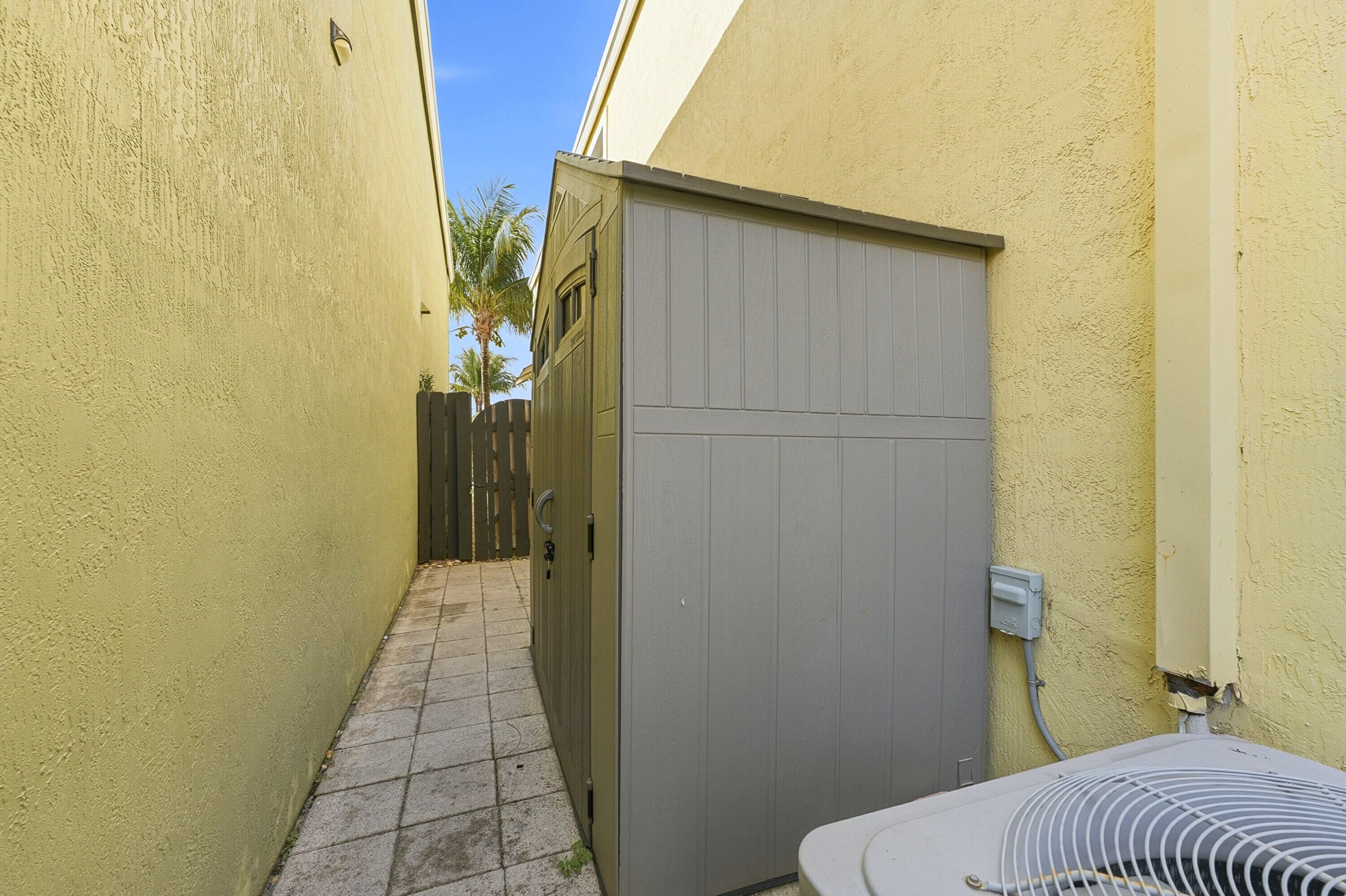 3221 Johns Place, Palm Springs, FL 33461 — photo 24 of 33
