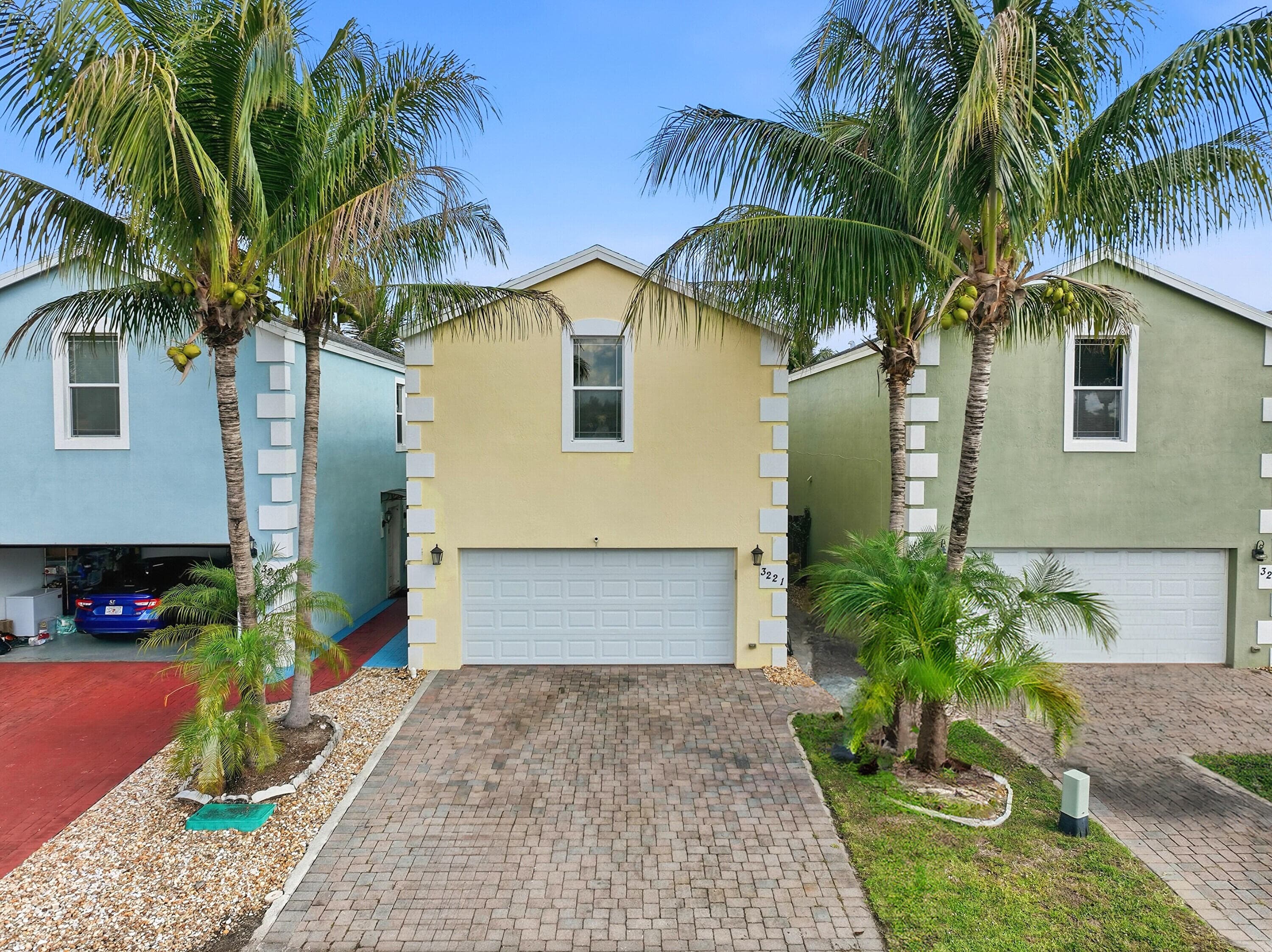 3221 Johns Place, Palm Springs, FL 33461 — photo 31 of 33