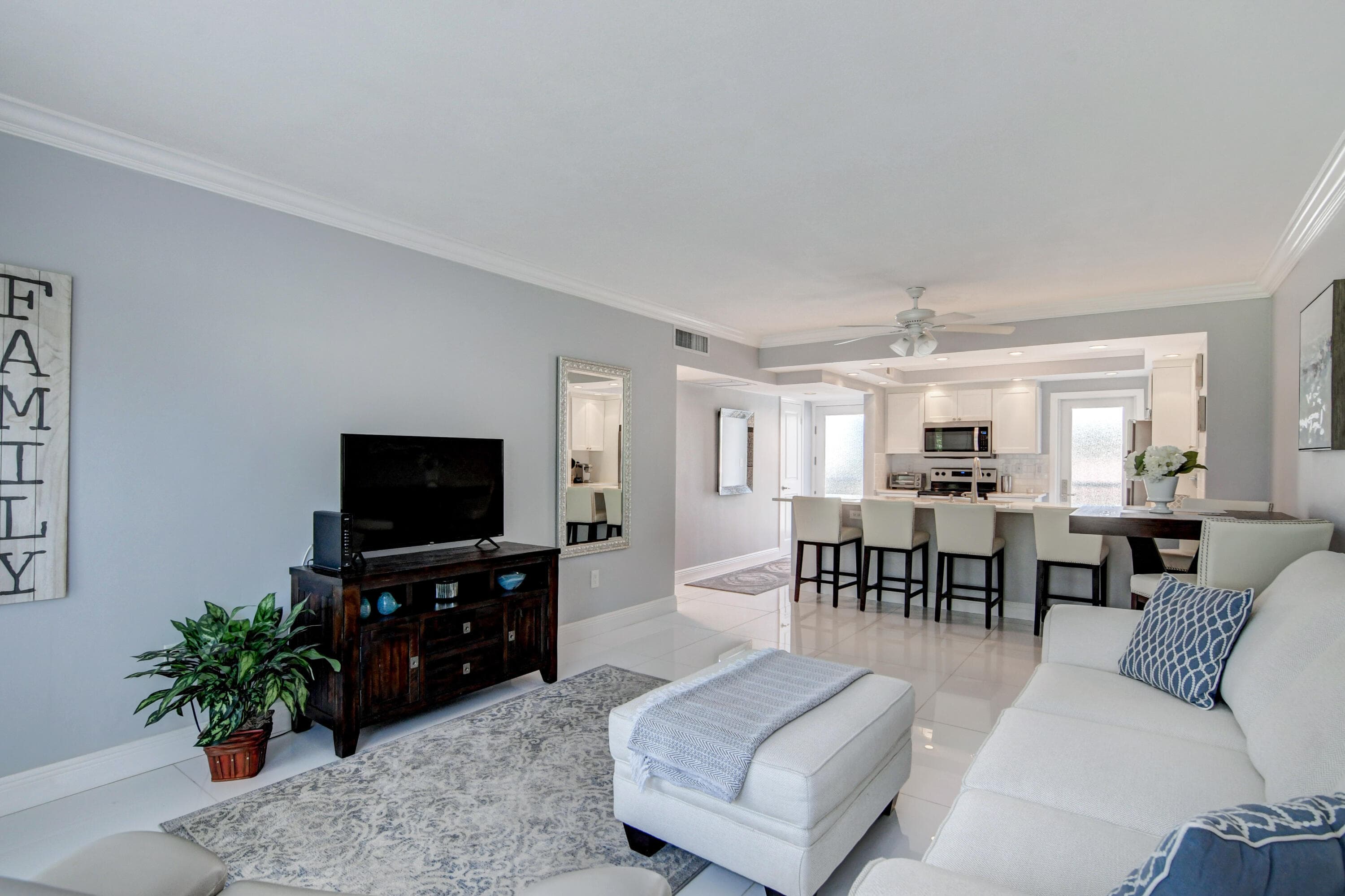 2730 Banyan Road 26, Boca Raton, FL 33432 — photo 6 of 23