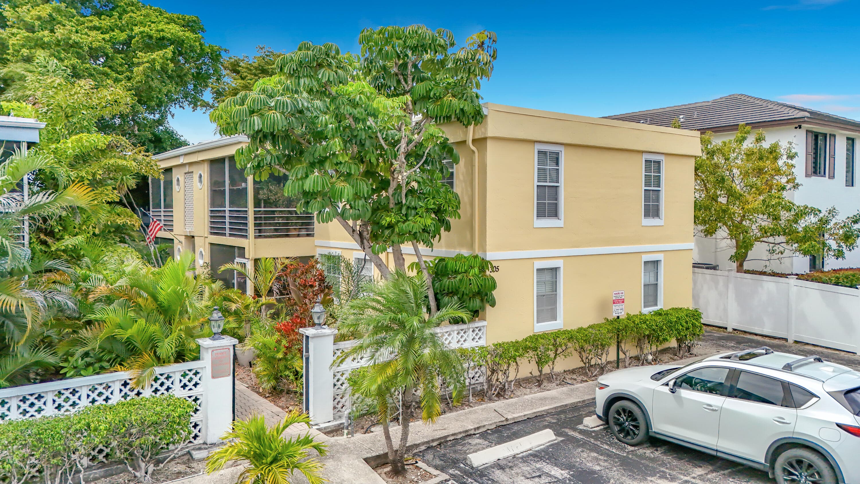 305 SE 11th Avenue, Pompano Beach, FL 33060 — photo 21 of 25