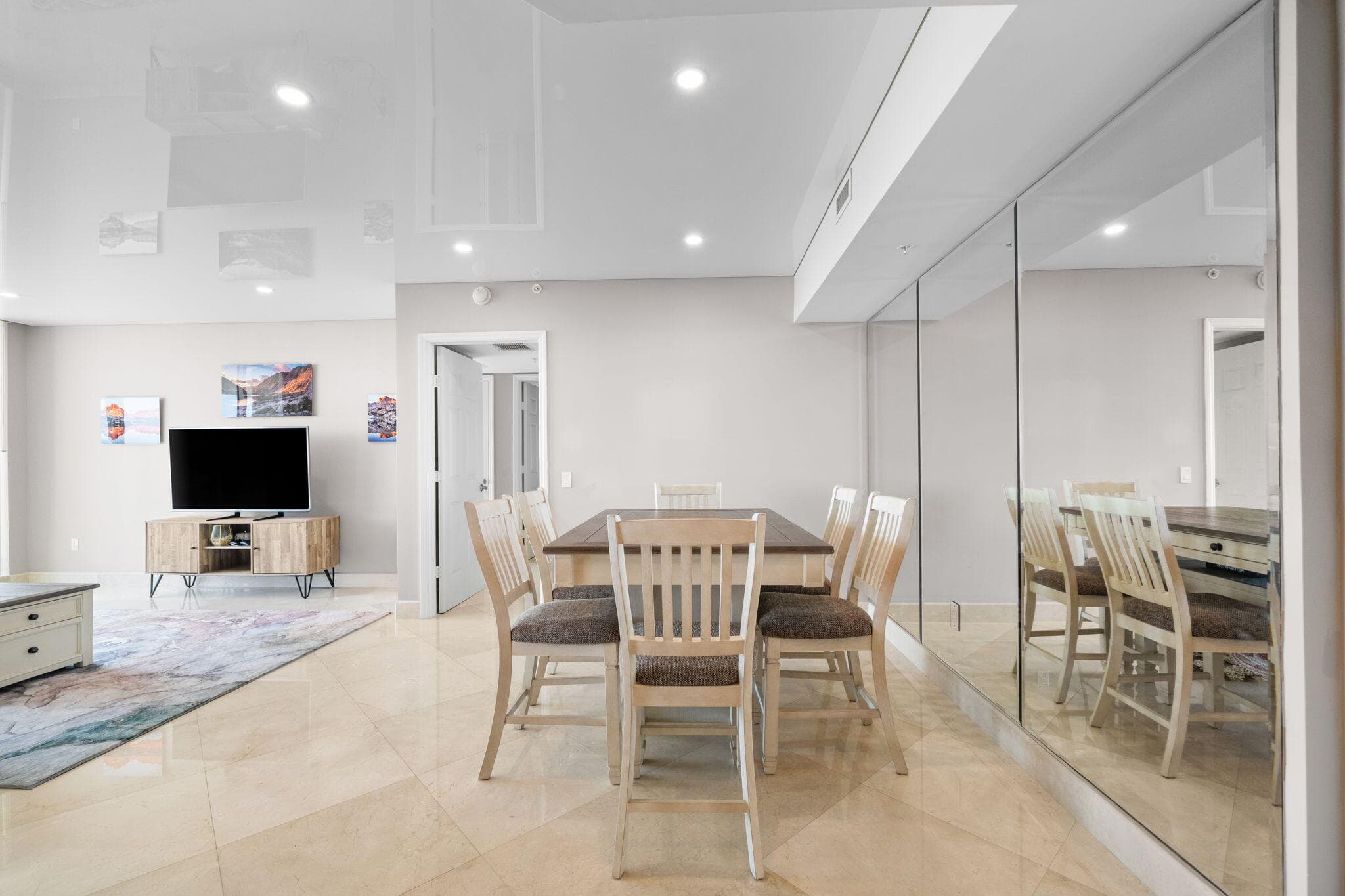 411 N New River Dr Drive E 3605, Fort Lauderdale, FL 33301 — photo 5 of 47