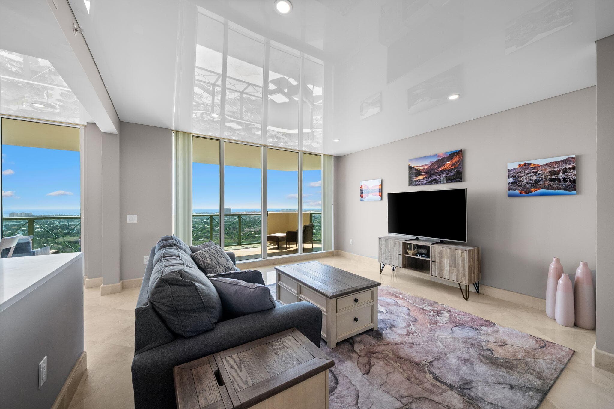 411 N New River Dr Drive E 3605, Fort Lauderdale, FL 33301 — photo 4 of 47