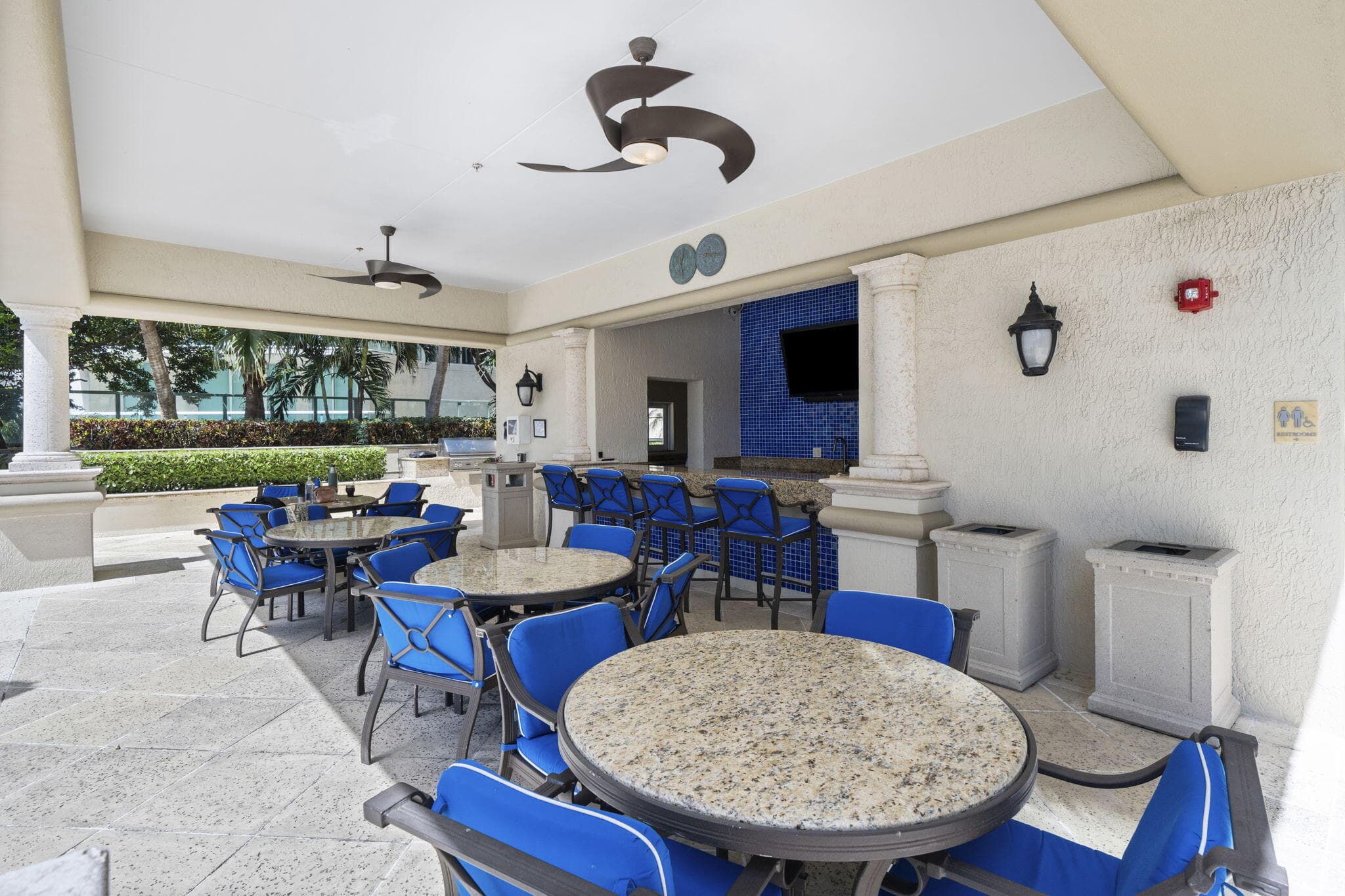 411 N New River Dr Drive E 3605, Fort Lauderdale, FL 33301 — photo 34 of 47
