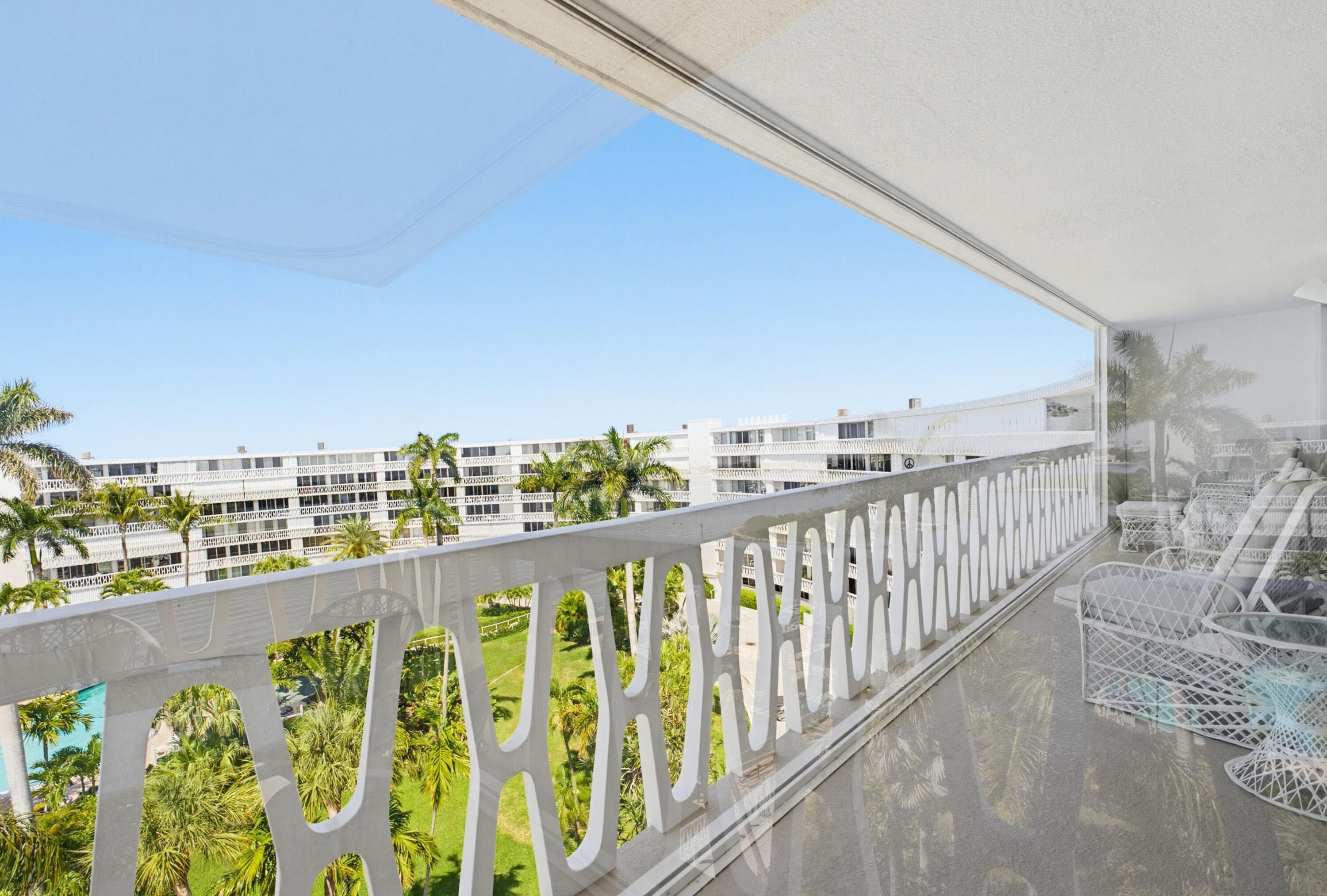 2505 S Ocean Boulevard, Palm Beach, FL 33480 — photo 28 of 33
