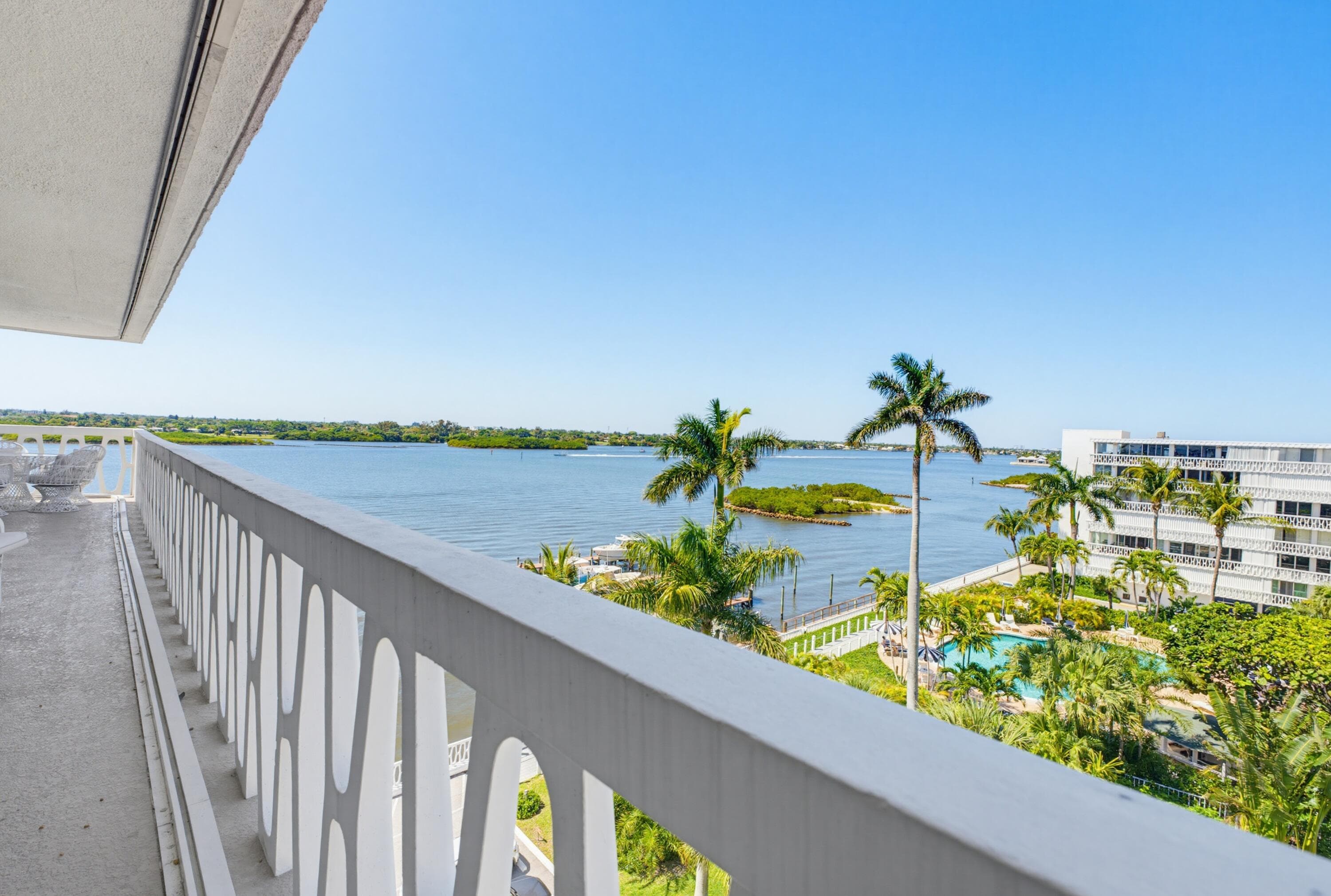 2505 S Ocean Boulevard, Palm Beach, FL 33480 — photo 29 of 33