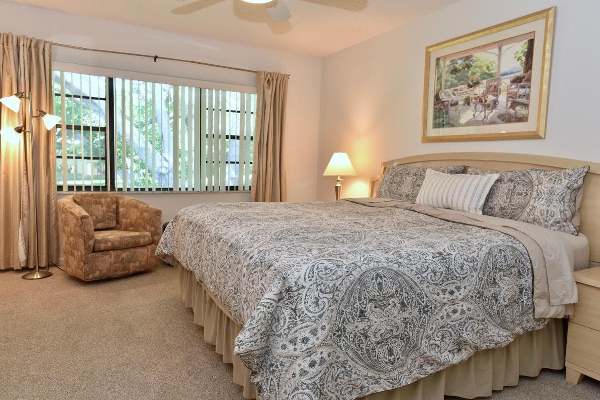 17 E Stratford Dr Drive E F, Boynton Beach, FL 33436 — photo 27 of 46
