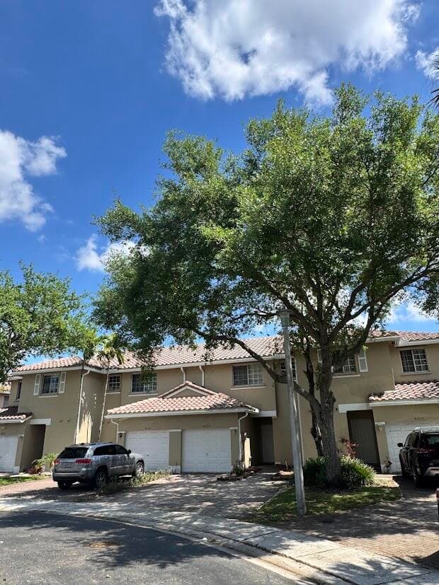 4030 NW 90th Way, Sunrise, FL 33351 — photo 2 of 33