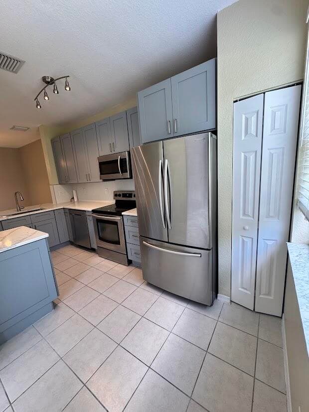 4030 NW 90th Way, Sunrise, FL 33351 — photo 11 of 33