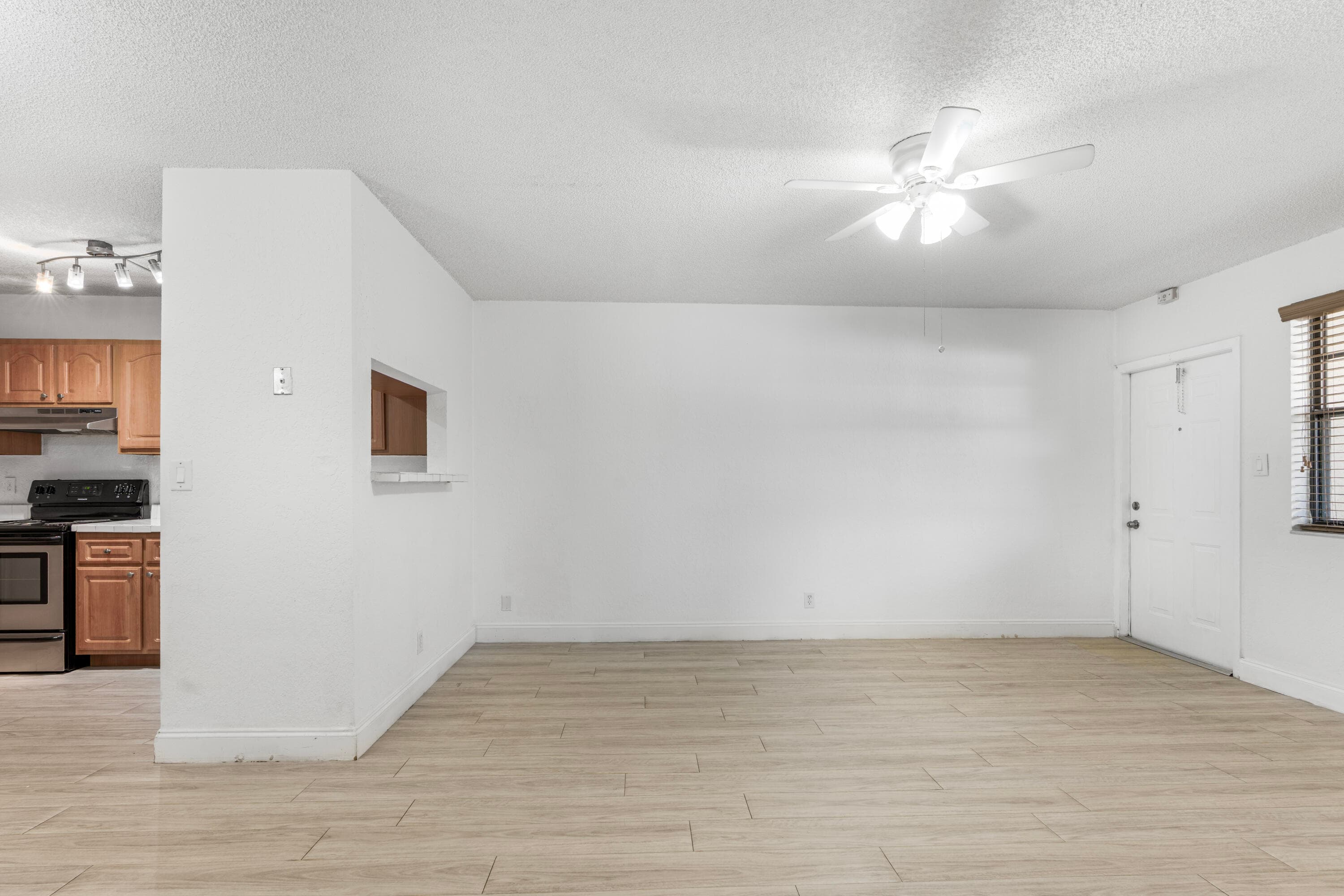2646 Riverside Drive 2646, Coral Springs, FL 33065 — photo 3 of 18