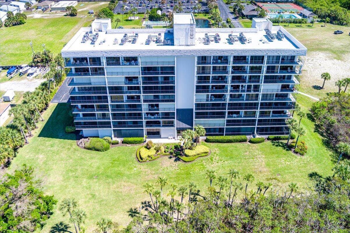 5059 N Hwy A1a 401, Hutchinson Island, FL 34949 — photo 67 of 72