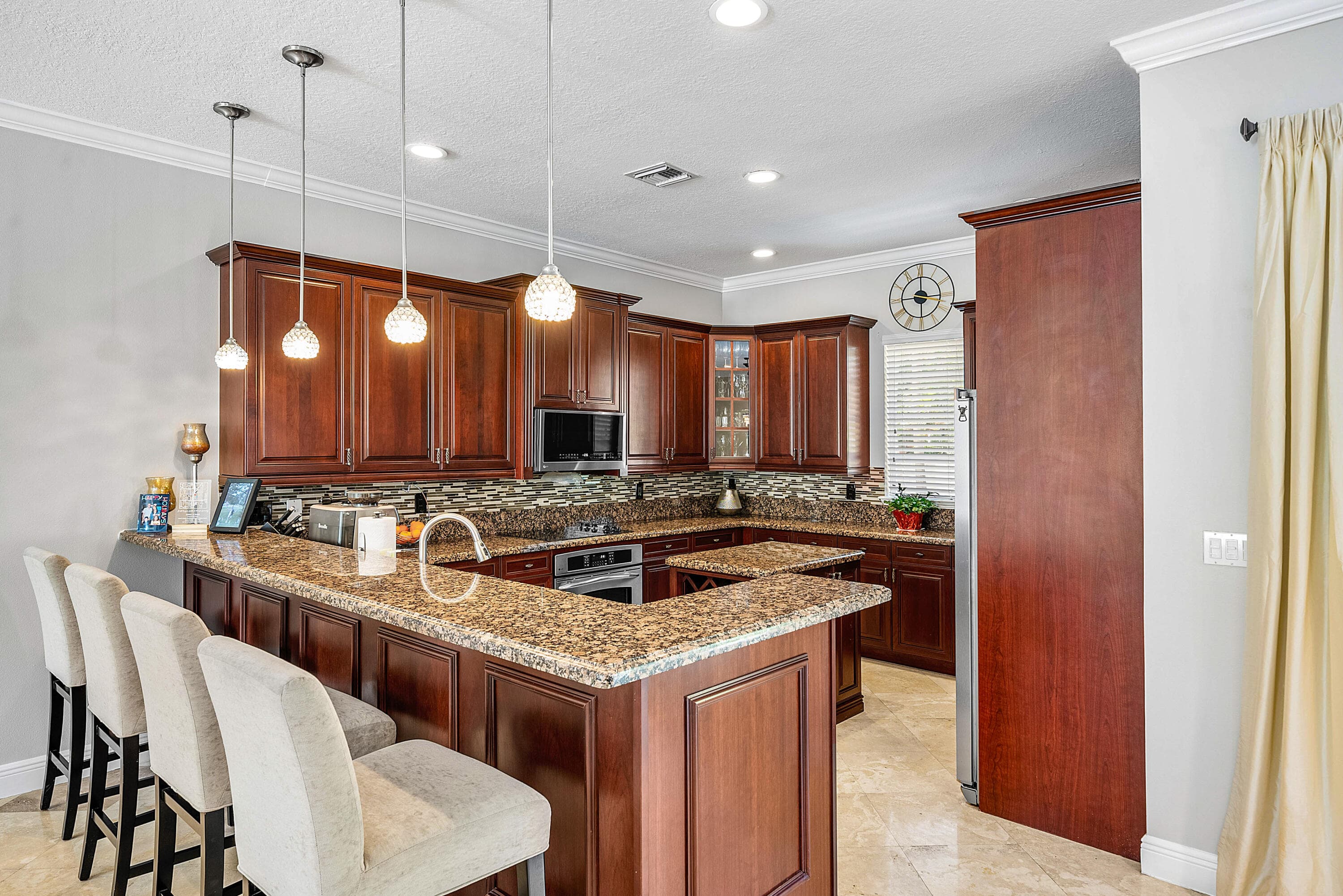71 Via Poinciana Lane, Boca Raton, FL 33487 — photo 9 of 39