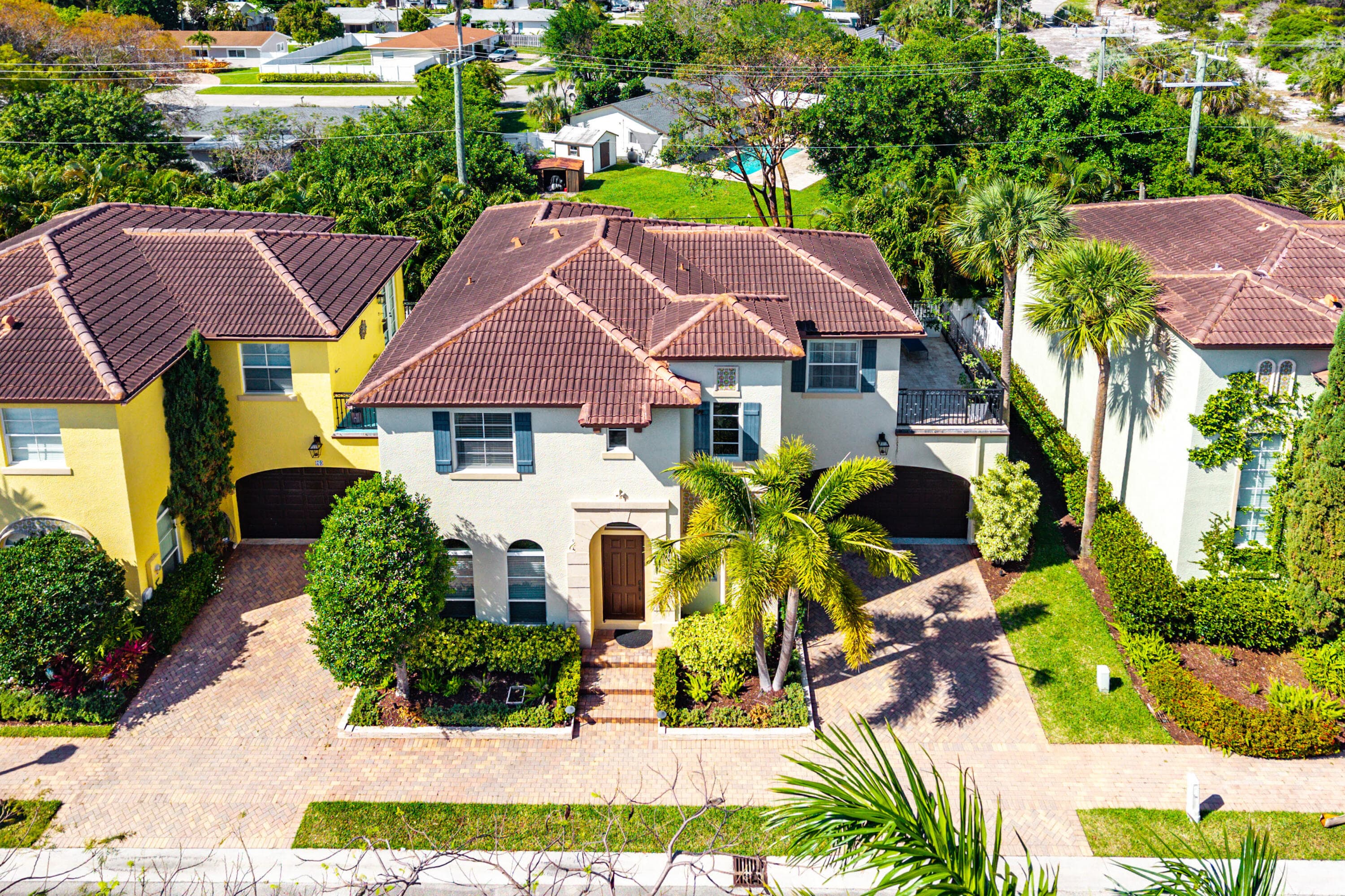 71 Via Poinciana Lane, Boca Raton, FL 33487 — photo 33 of 39