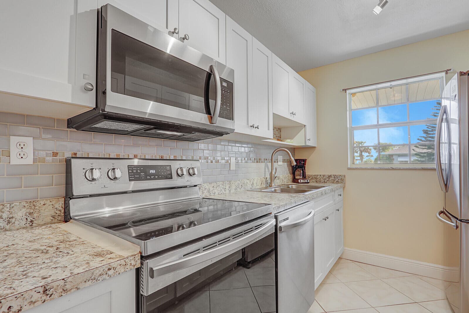 404 Sandpiper Drive D, Fort Pierce, FL 34982 — photo 13 of 35