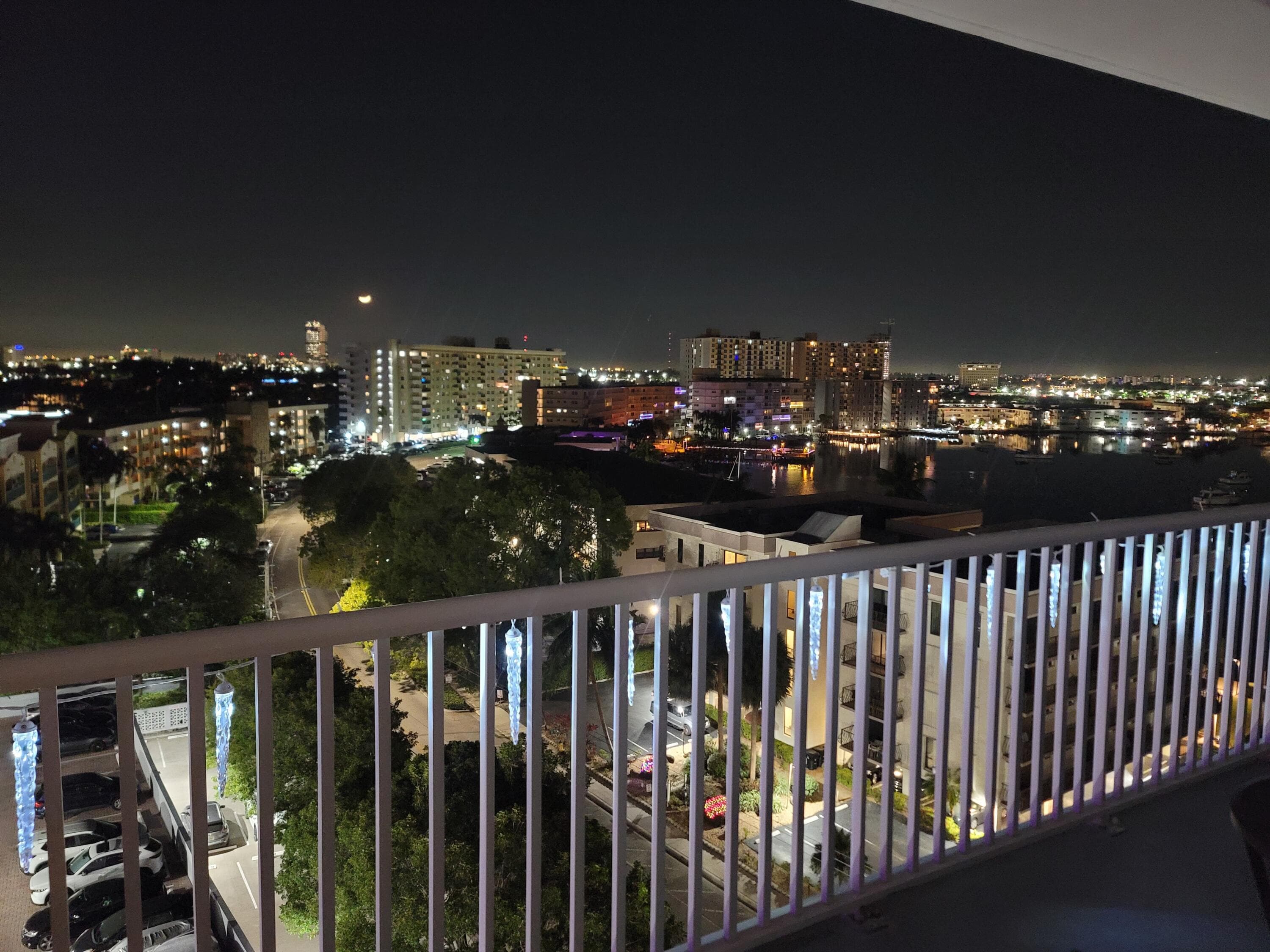 137 Golden Isles Drive 914, Hallandale Beach, FL 33009 — photo 33 of 61