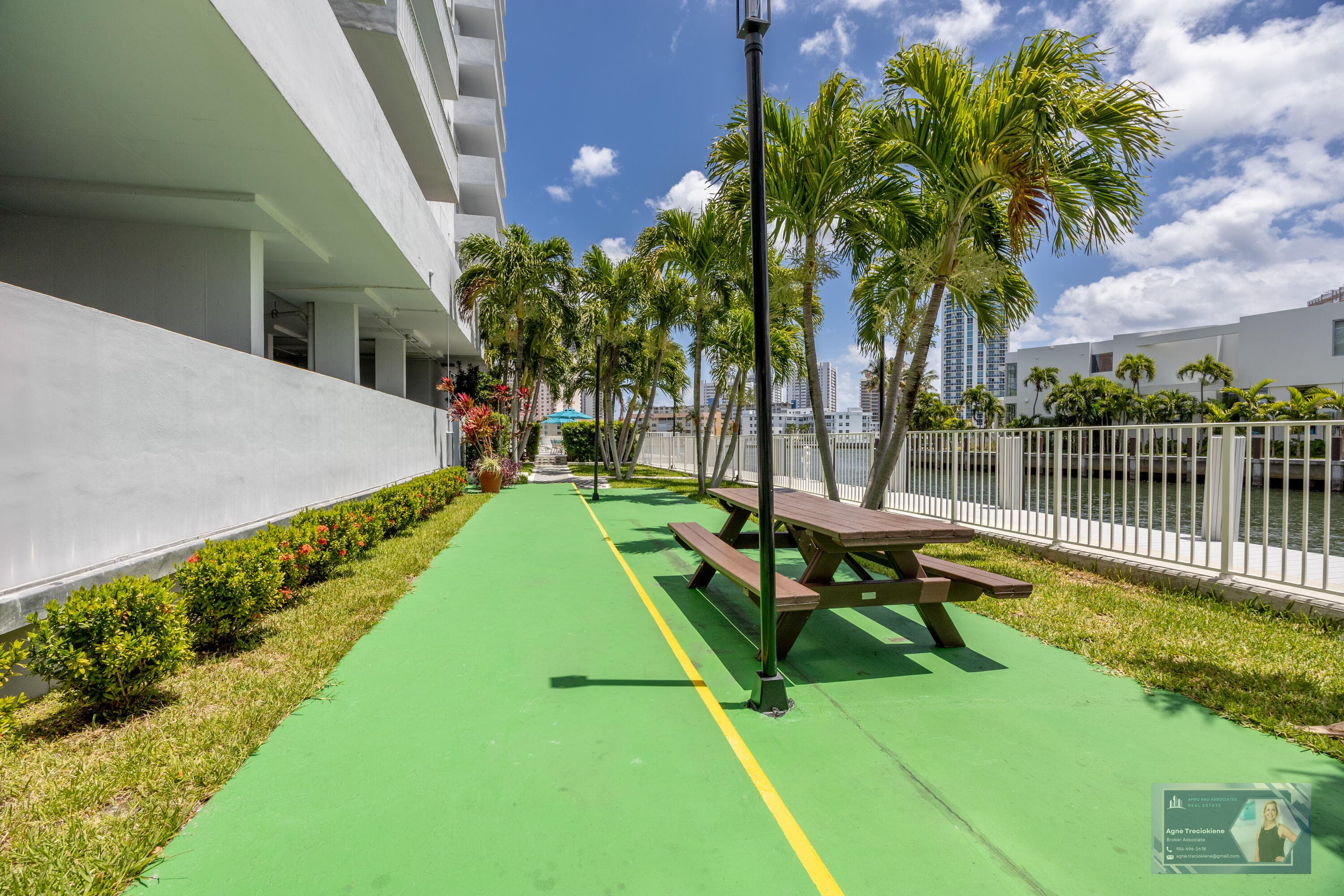 137 Golden Isles Drive 914, Hallandale Beach, FL 33009 — photo 45 of 61