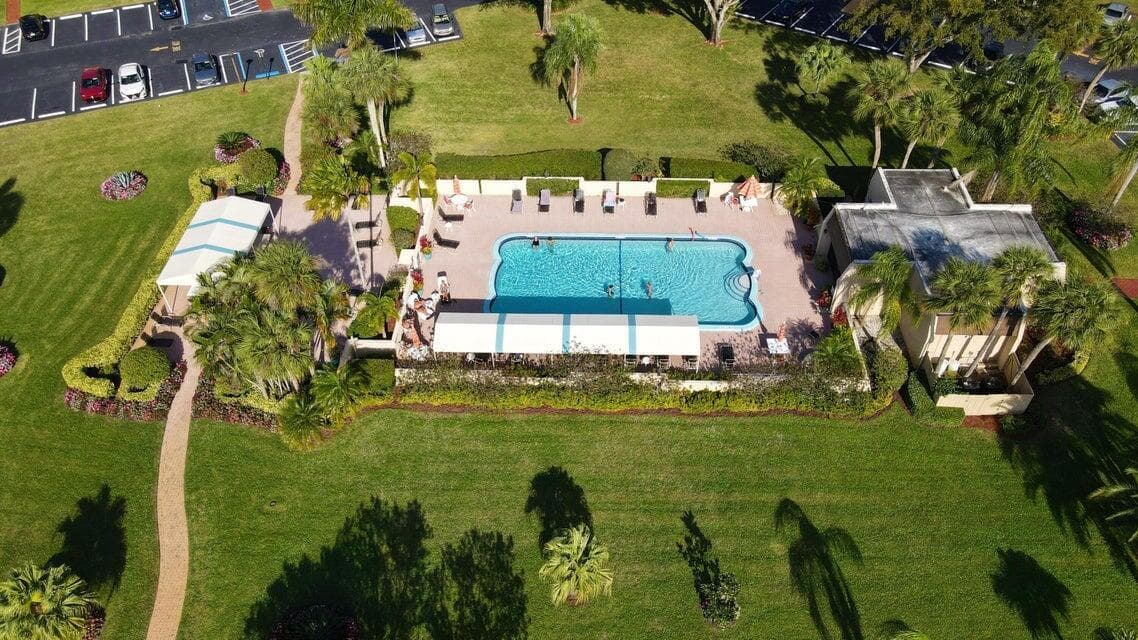 4278 Deste Court 107, Lake Worth, FL 33467 — photo 13 of 15