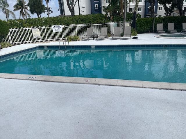 602 Executive Center Drive Unit 105, West Palm Beach, FL 33401 — photo 22 of 25