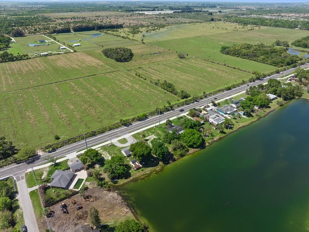 6208 Emerson Avenue, Fort Pierce, FL 34951 — photo 13 of 17