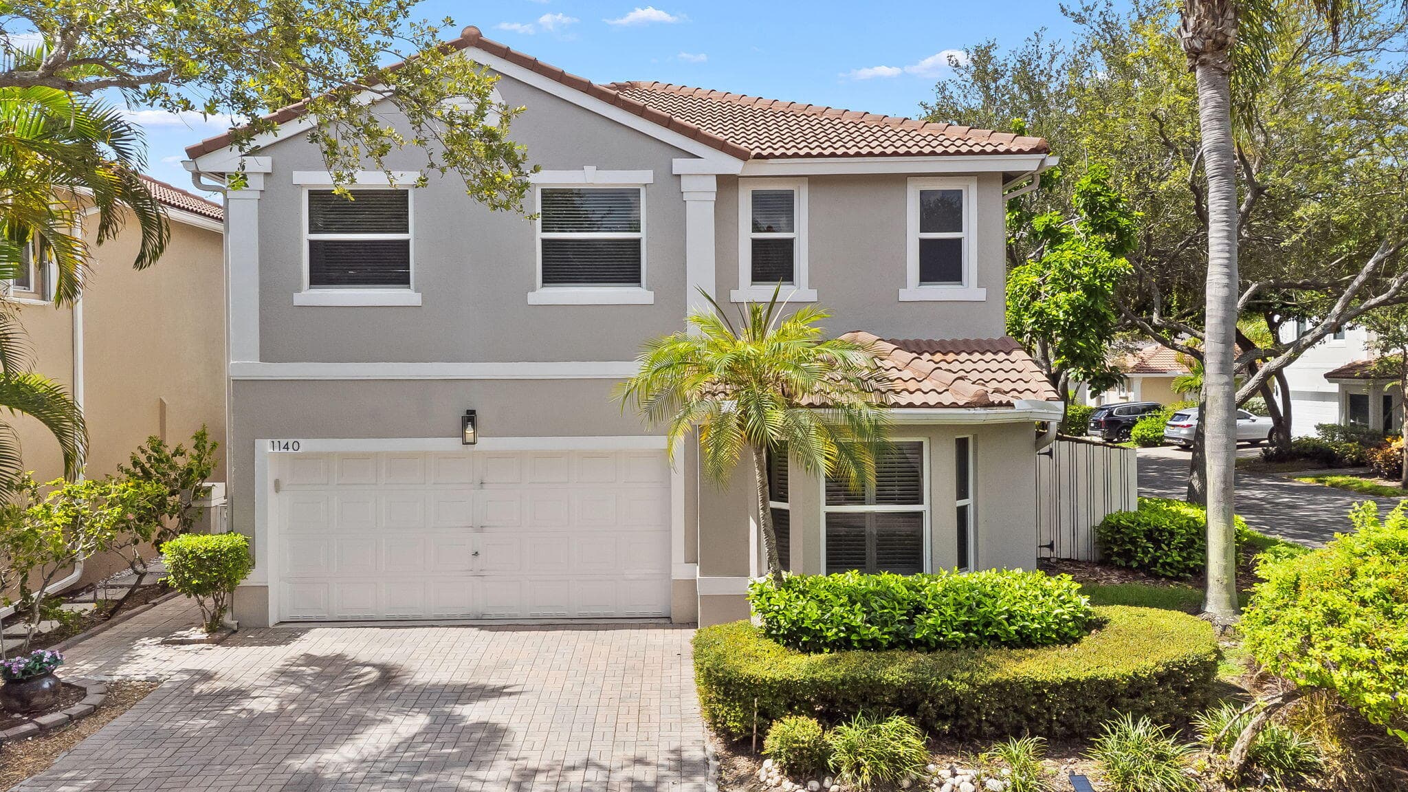 1140 Linden Street, Hollywood, FL 33019 — photo 2 of 31