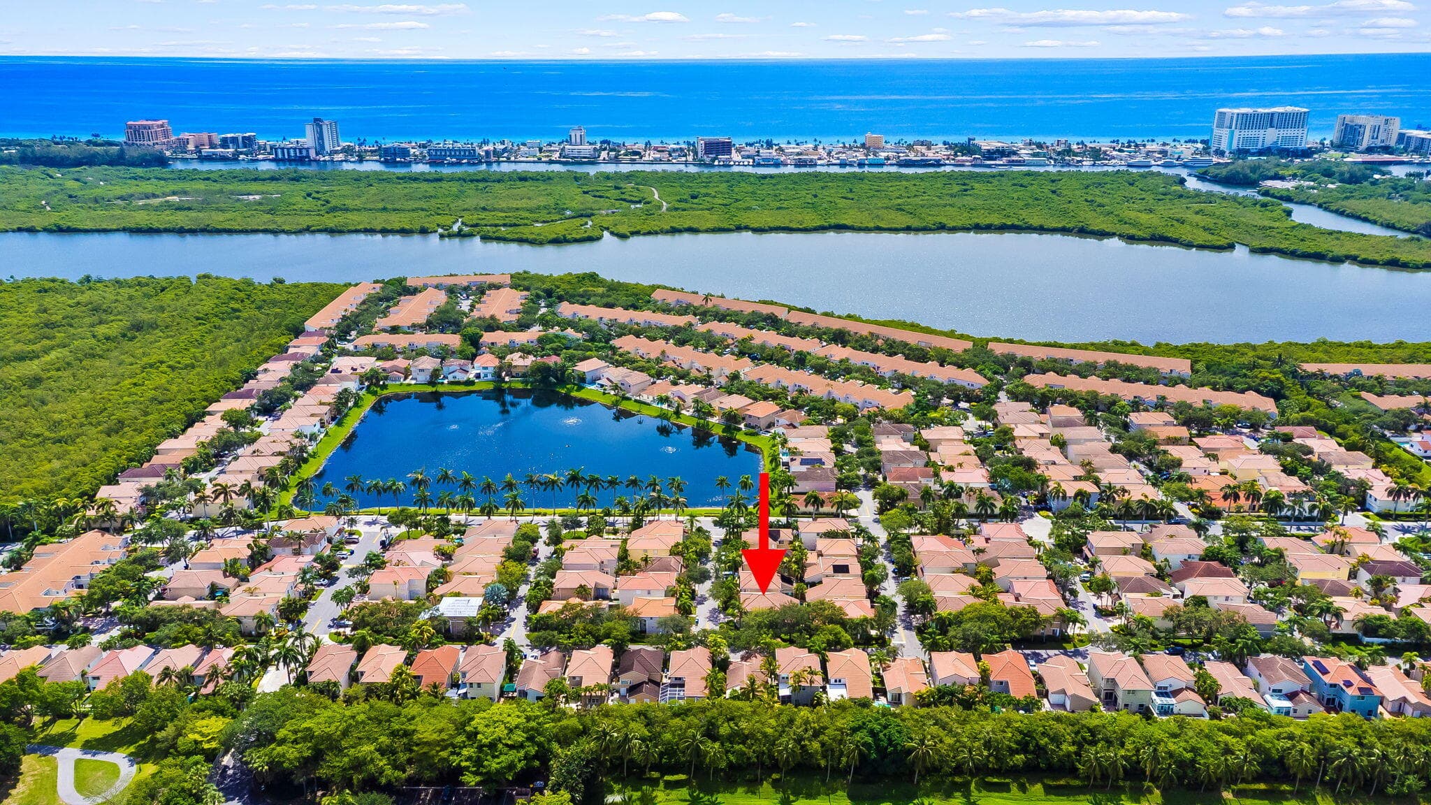 1140 Linden Street, Hollywood, FL 33019 — photo 4 of 31