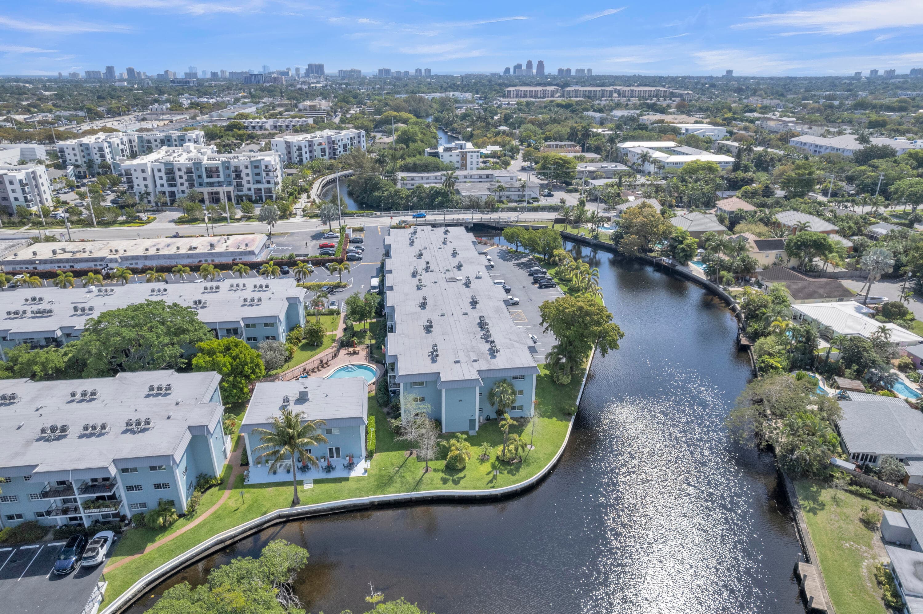 3004 NE 5th Terrace 206-c, Wilton Manors, FL 33334 — photo 35 of 38