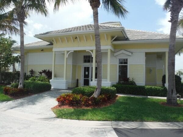 906 Mariner Bay Boulevard, Fort Pierce, FL 34949 — photo 40 of 47