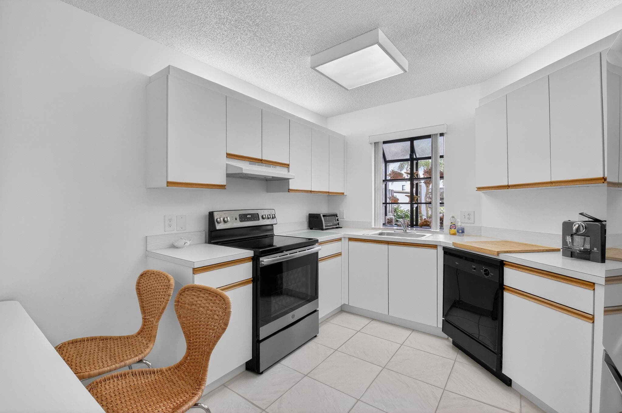 5226 Europa Drive H, Boynton Beach, FL 33437 — photo 11 of 61