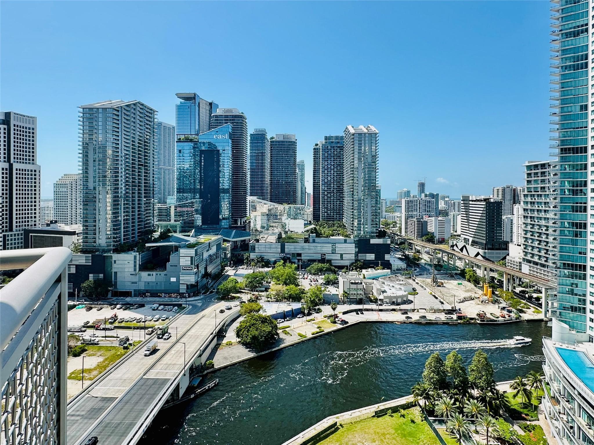 350 S Miami Avenue 2708, Miami, FL 33130 — photo 5 of 32