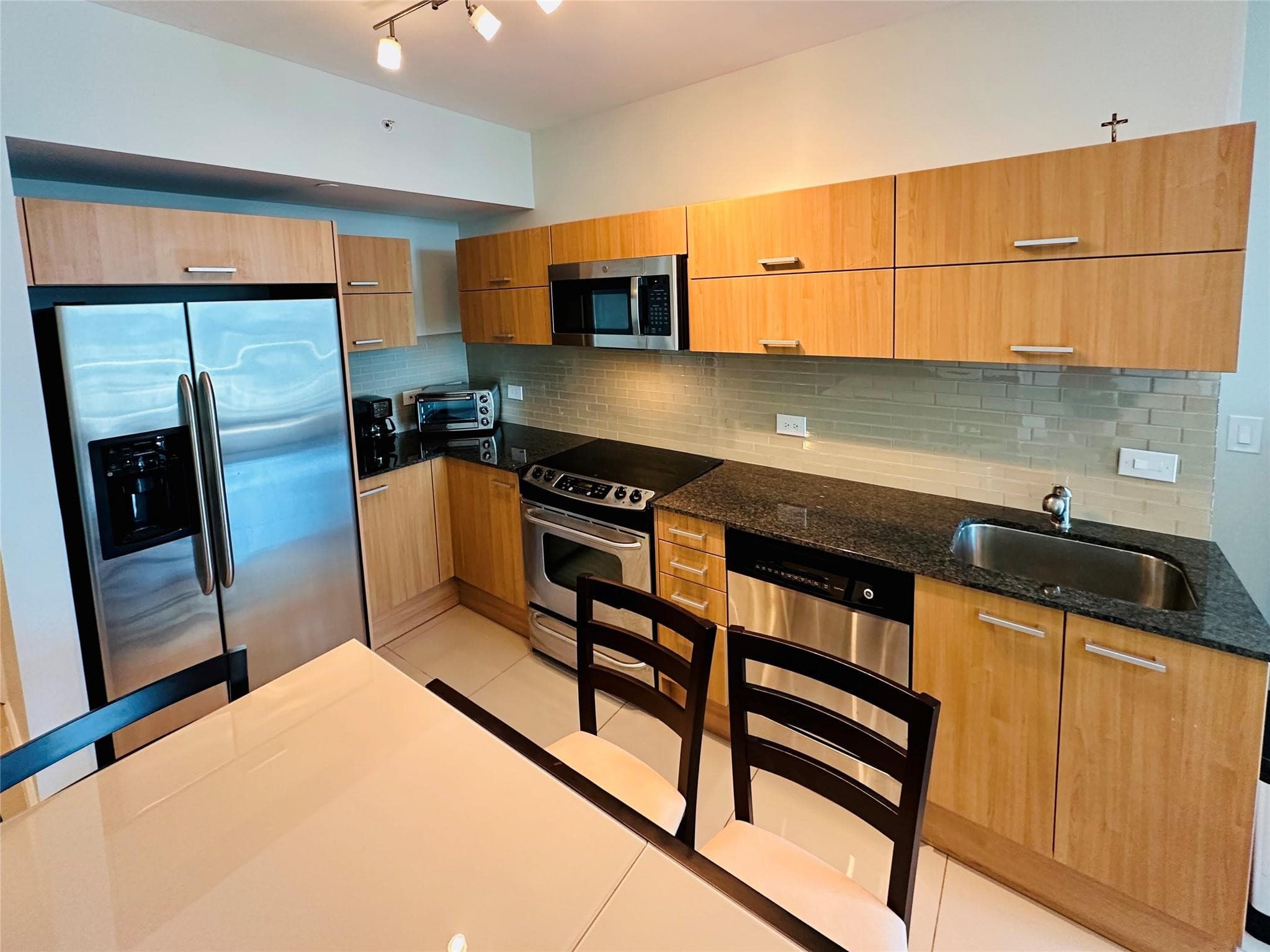 350 S Miami Avenue 2708, Miami, FL 33130 — photo 11 of 32