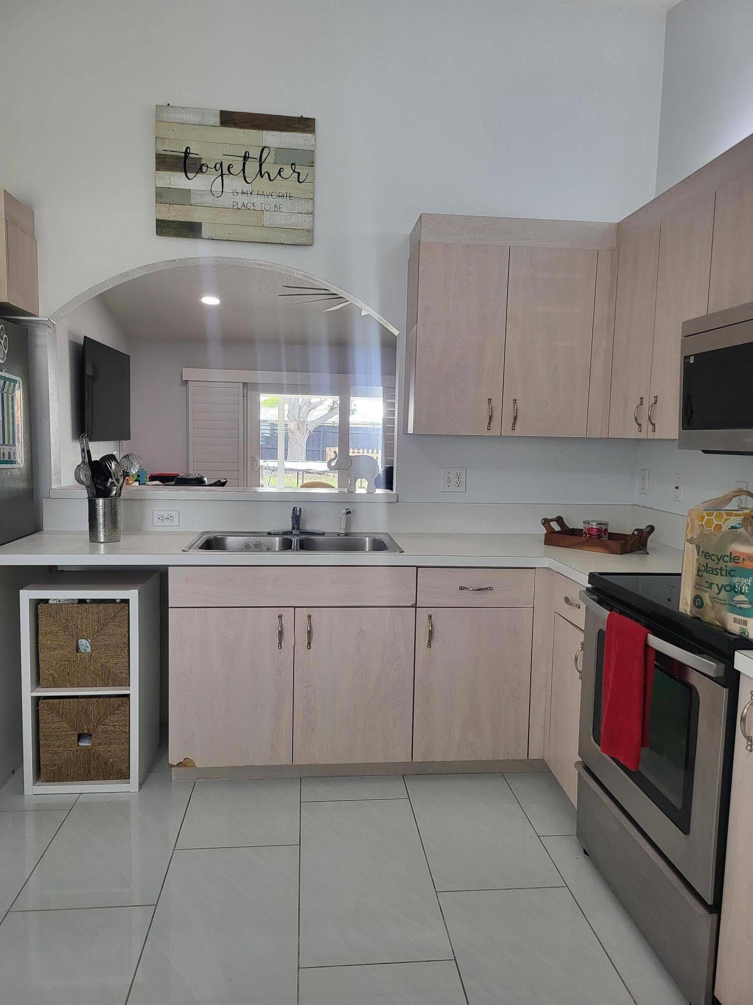 272 SW Crescent Avenue, Port St. Lucie, FL 34984 — photo 5 of 29