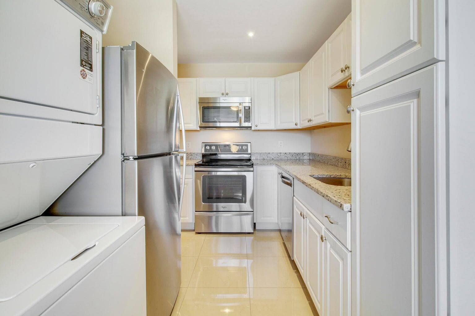 2730 SW 13th Street 203, Delray Beach, FL 33445 — photo 7 of 23