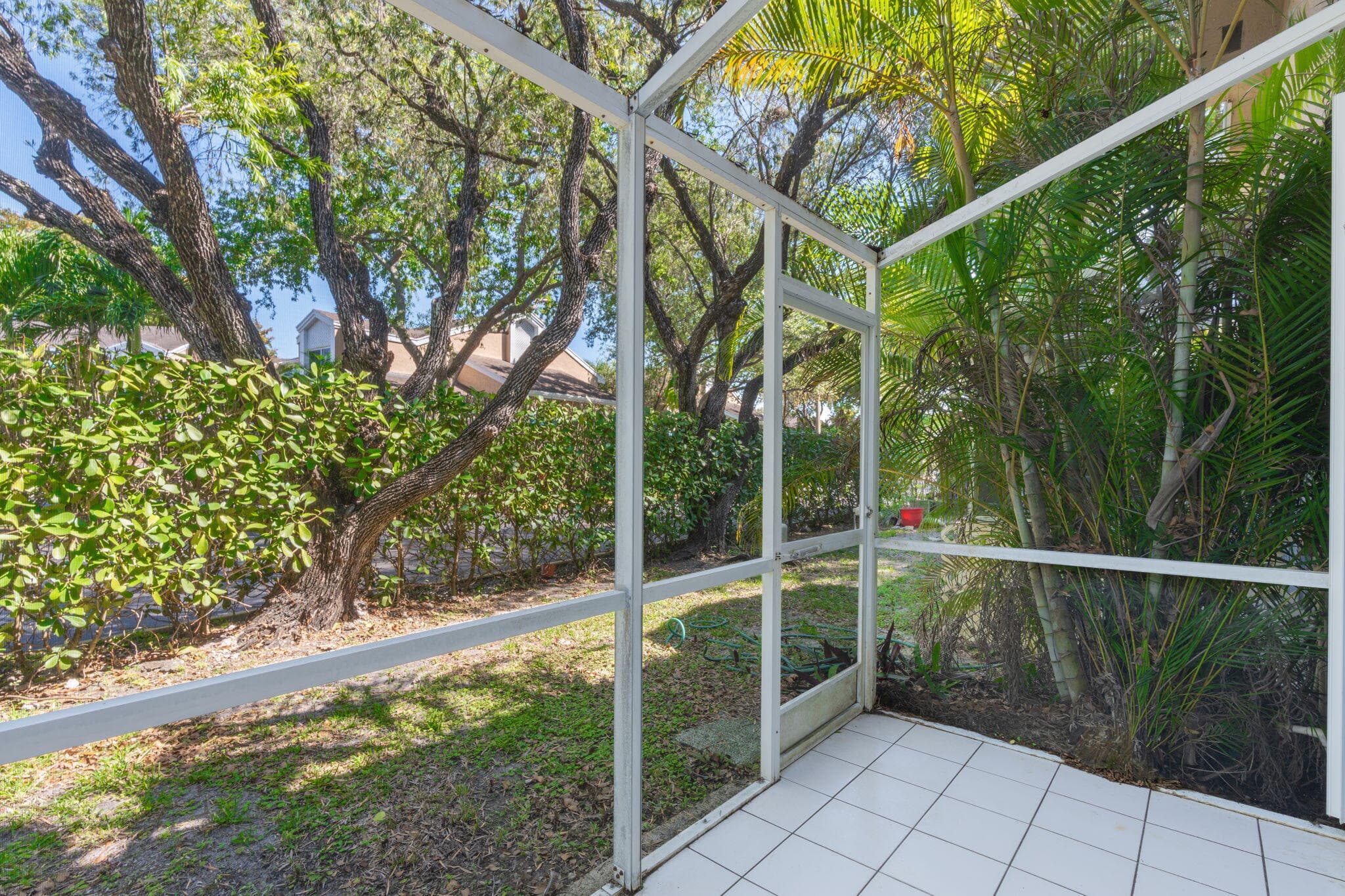 7107 Woodmont Way, Tamarac, FL 33321 — photo 6 of 40