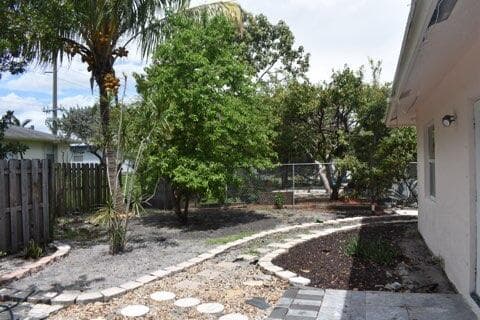 465 NW 20th Avenue, Pompano Beach, FL 33069 — photo 16 of 21