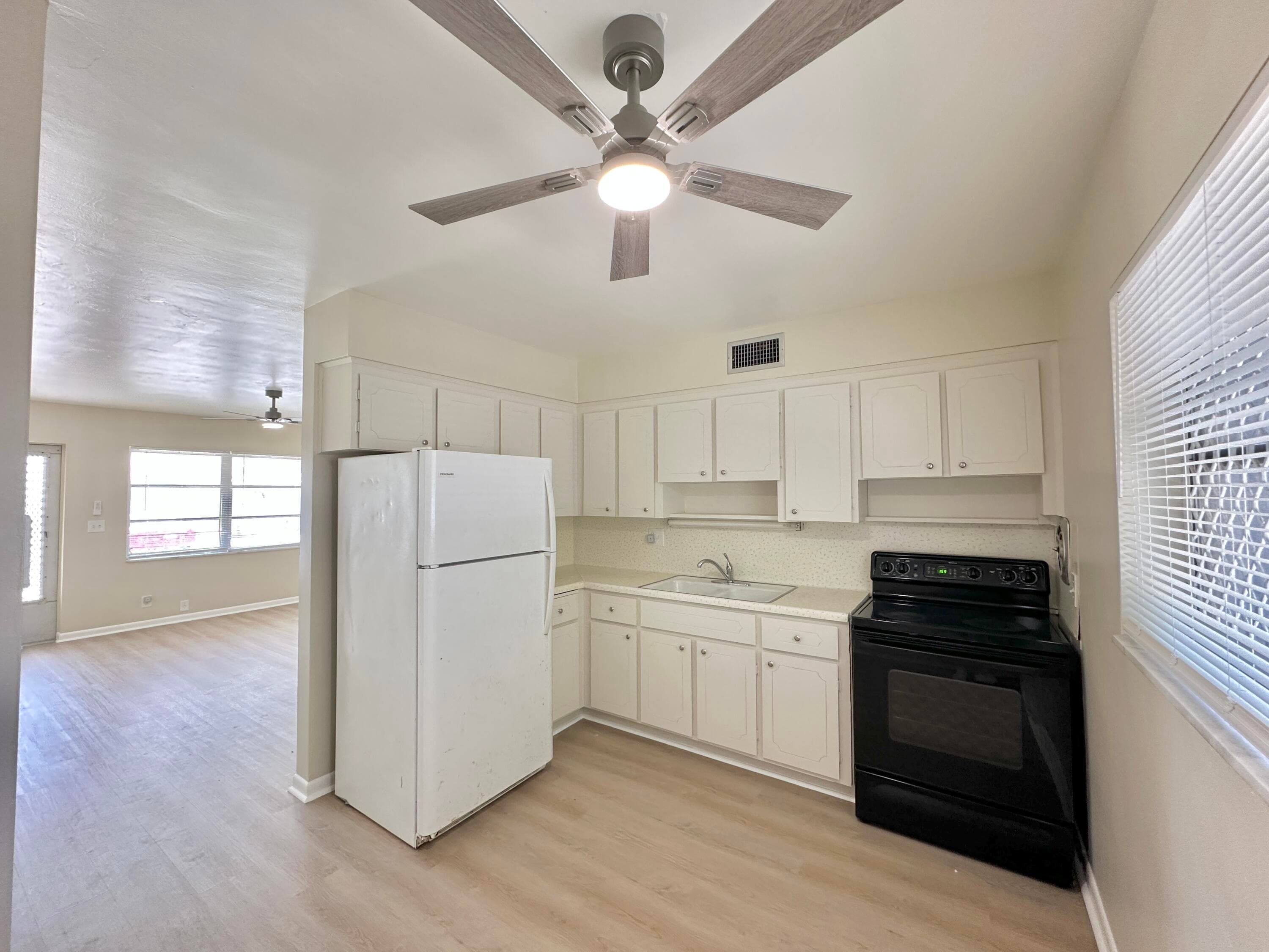 728 Ridge Road 31, Lantana, FL 33462 — photo 17 of 24