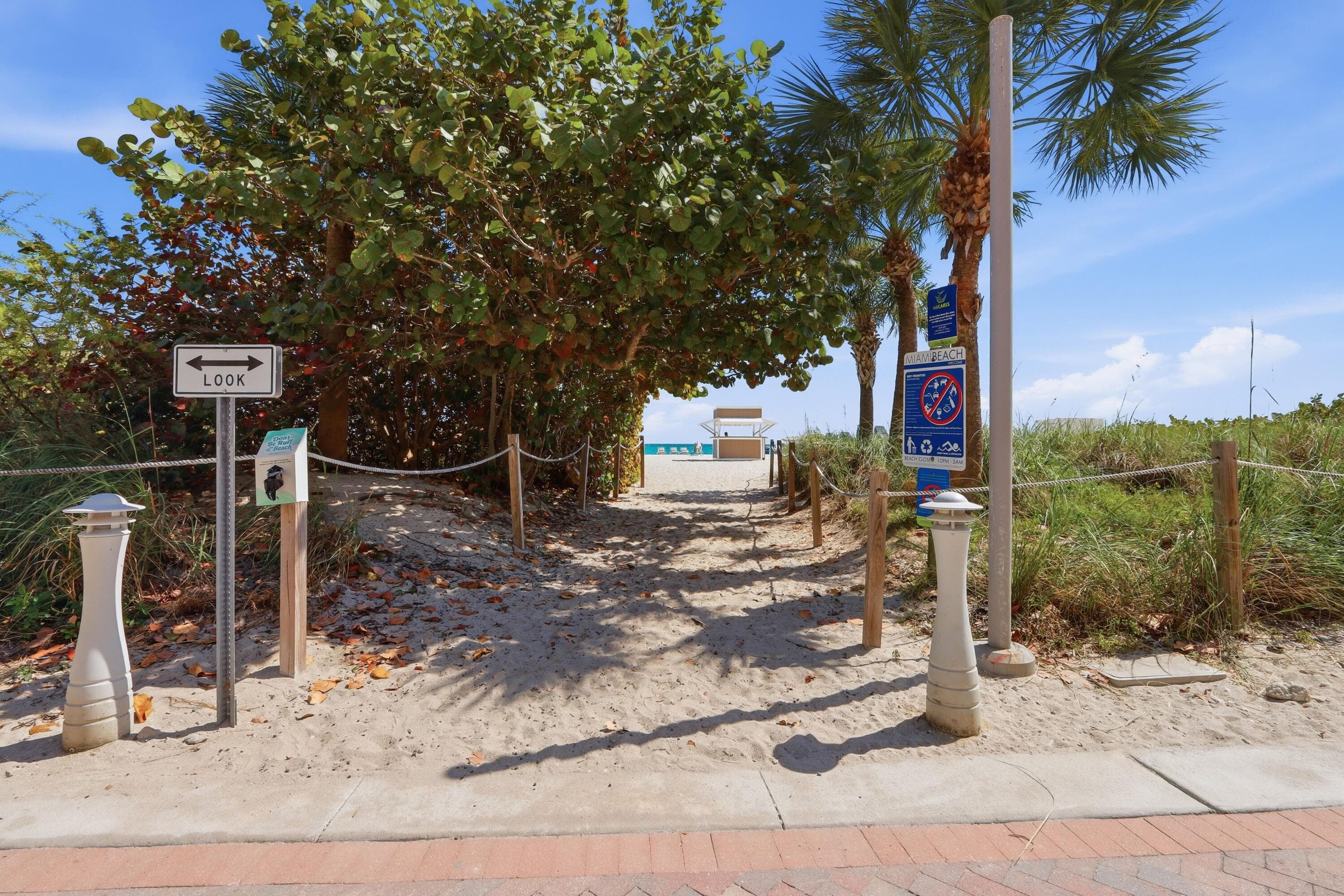 6039 Collins Avenue 609, Miami Beach, FL 33140 — photo 44 of 49