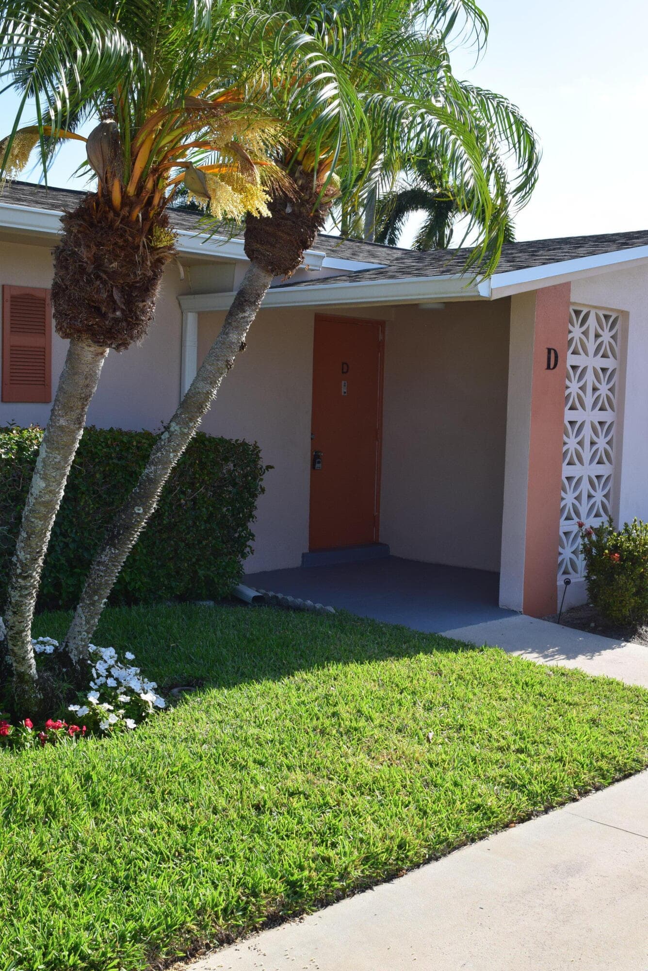 2747 E Dudley Dr Drive E D, West Palm Beach, FL 33415 — photo 2 of 54