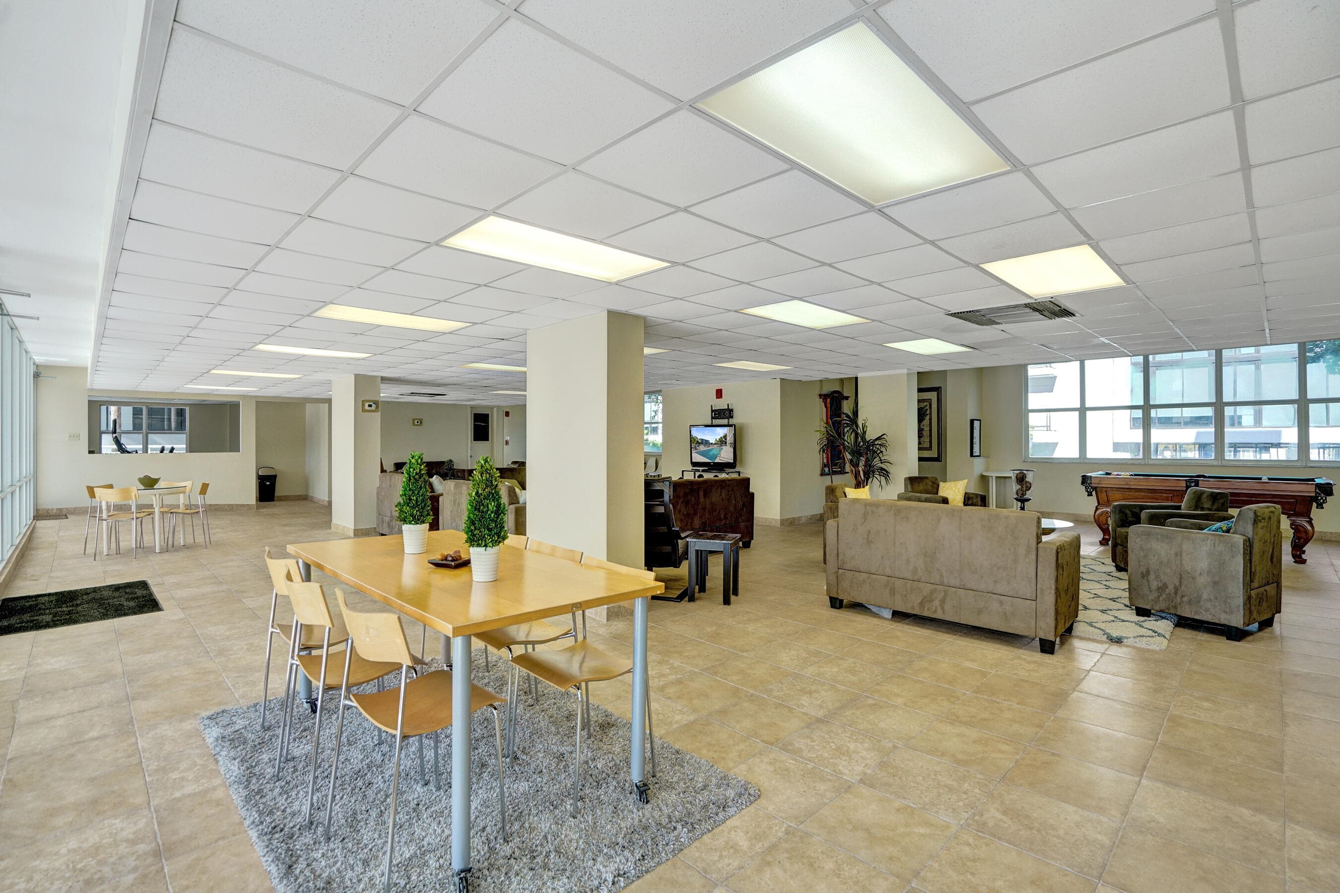 155 Isle Of Venice Drive 404, Fort Lauderdale, FL 33301 — photo 53 of 112