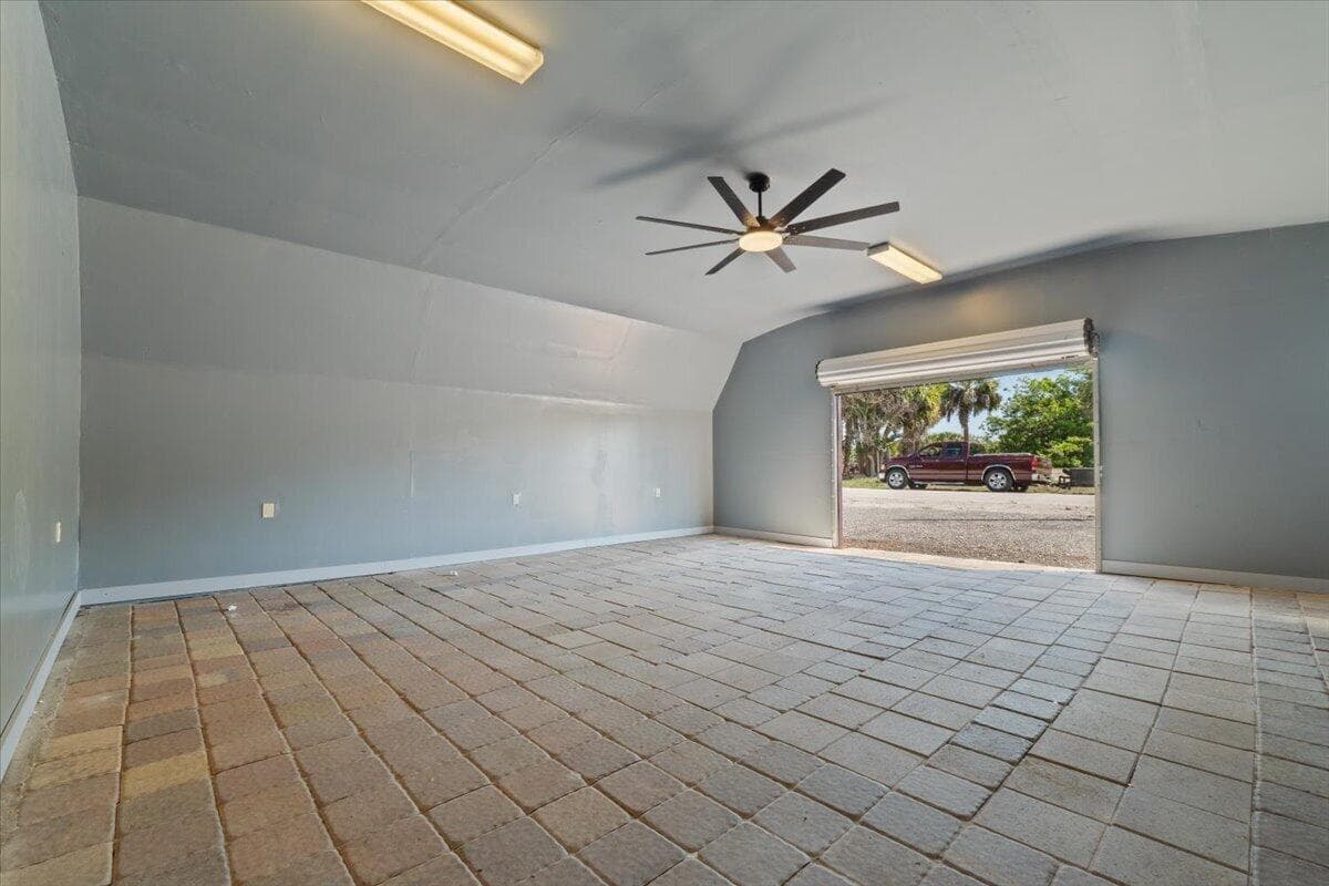 1023 Lee Street, Moore Haven, FL — photo 14 of 25