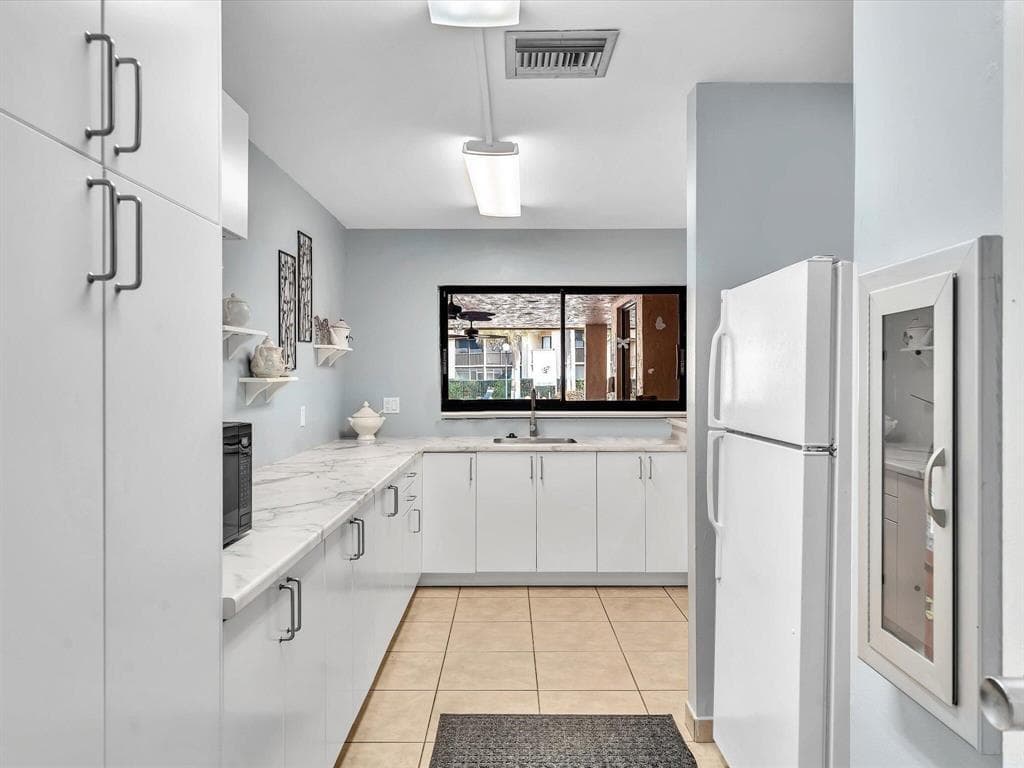 2209 SW 15th Street #241, Deerfield Beach, FL 33442 — photo 39 of 46