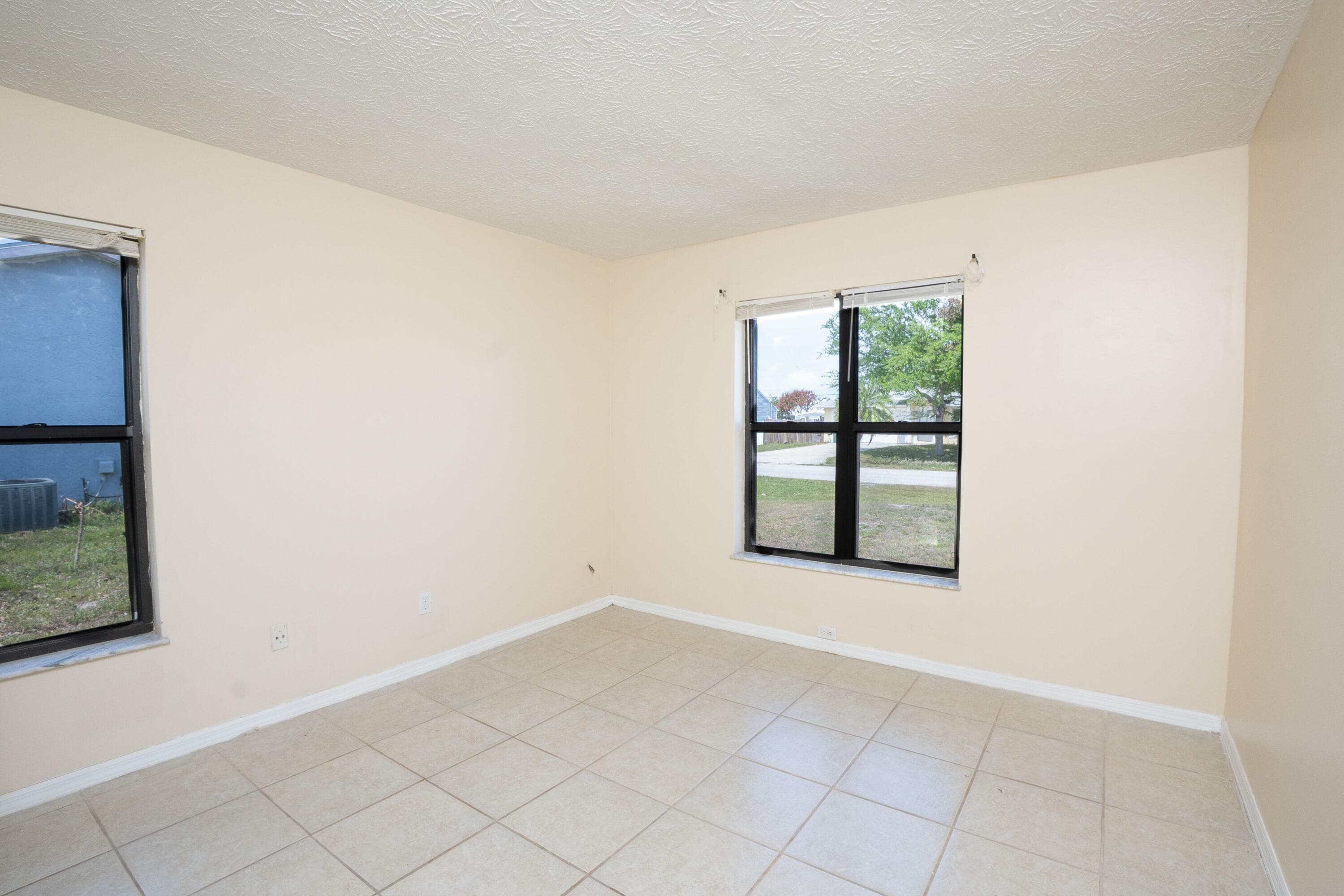 2456 SE Trail Avenue, Port St. Lucie, FL 34952 — photo 21 of 36