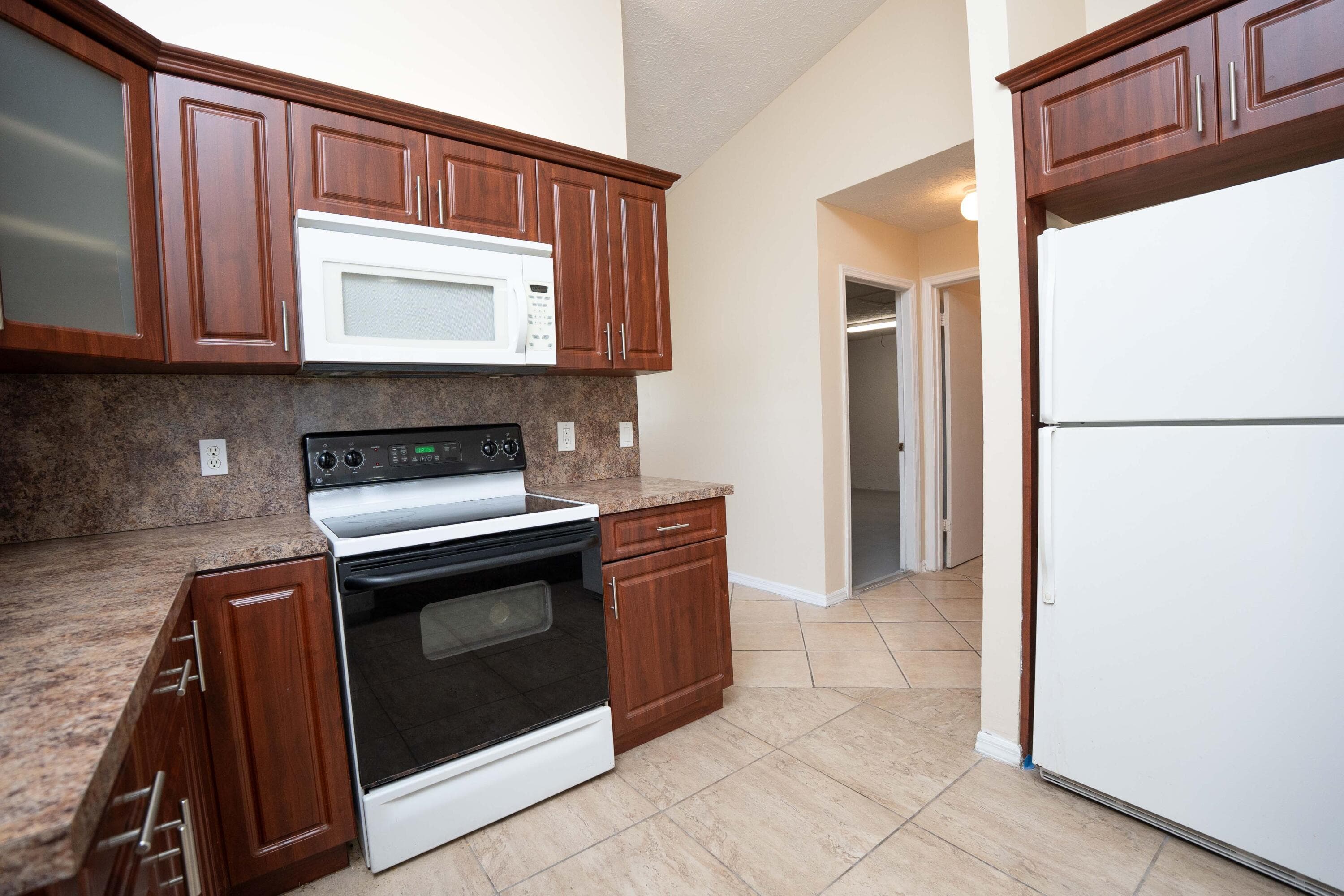 2456 SE Trail Avenue, Port St. Lucie, FL 34952 — photo 9 of 36