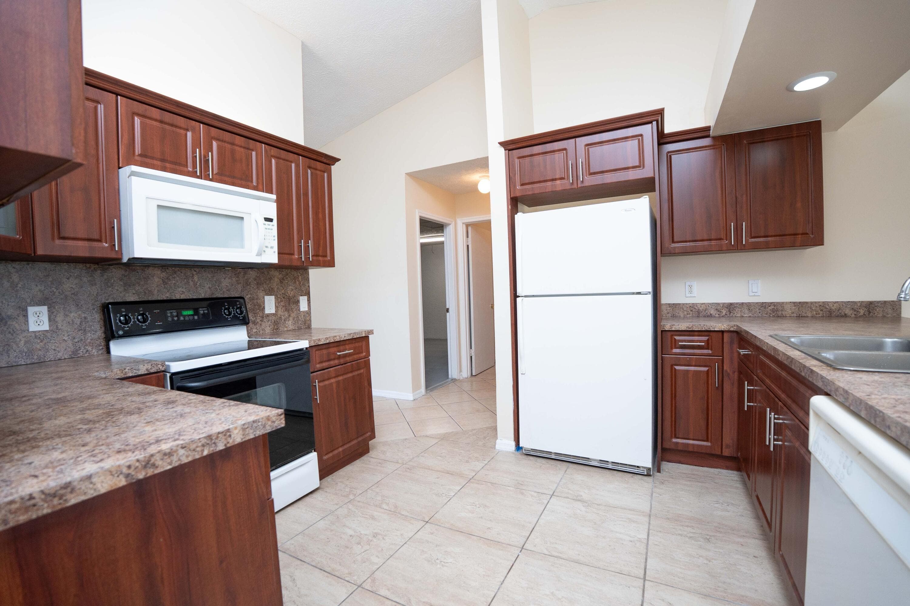 2456 SE Trail Avenue, Port St. Lucie, FL 34952 — photo 8 of 36