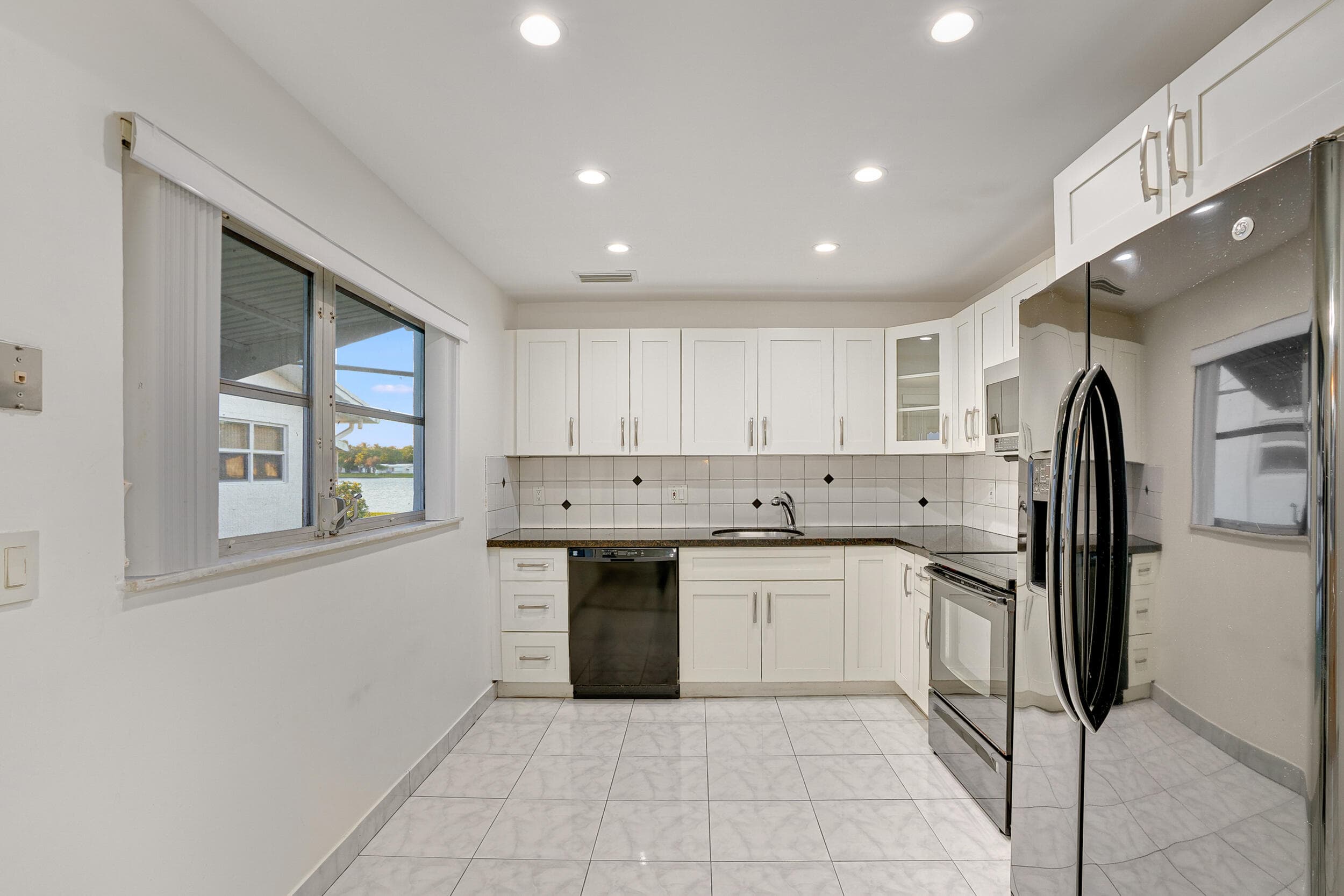 8547 NW 12th Street #a182, Plantation, FL 33322 — photo 11 of 36