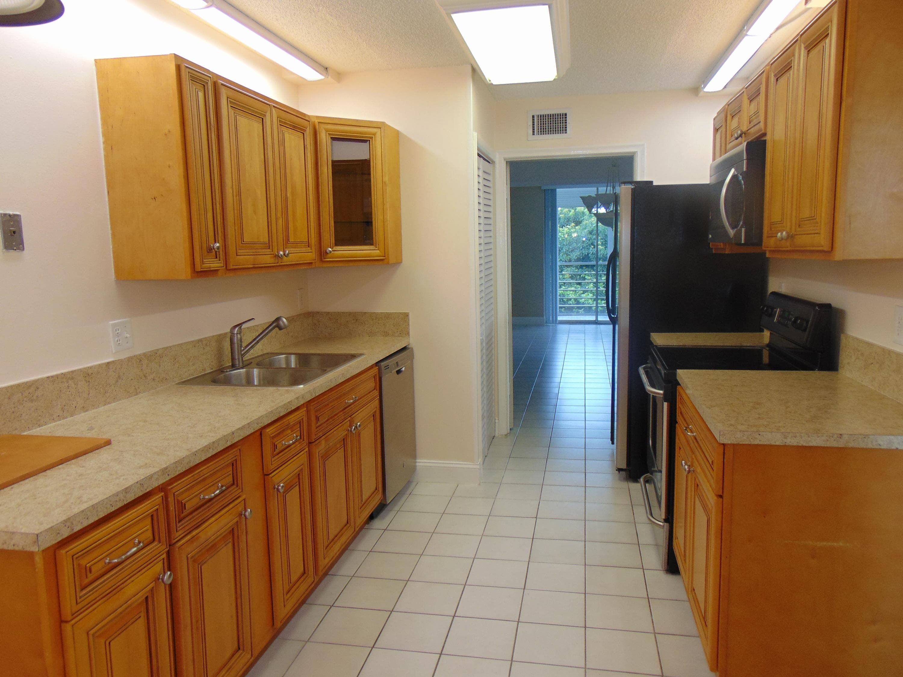 3286 Arcara Way 413, Greenacres, FL 33467 — photo 2 of 13
