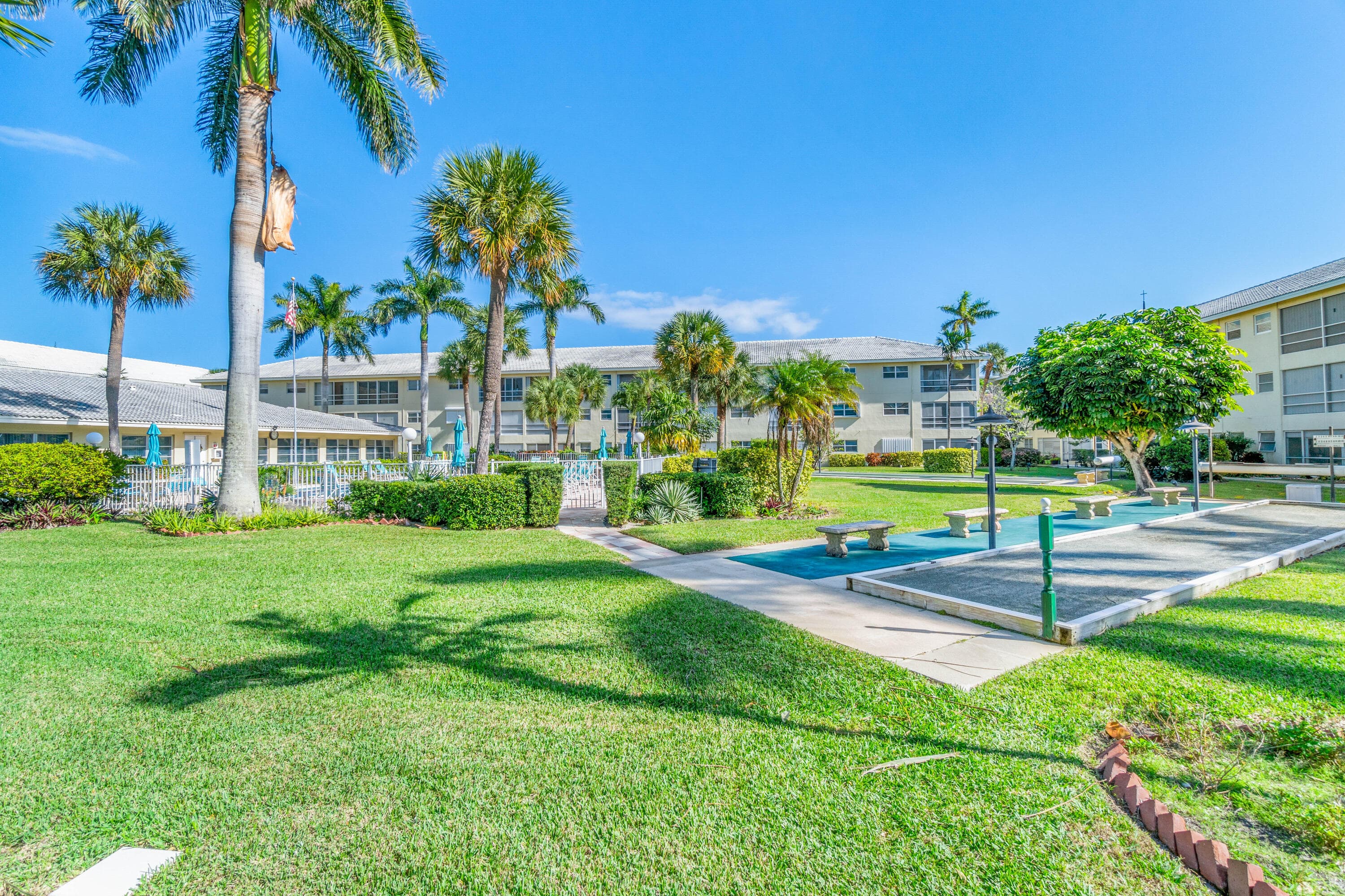 1951 NE 39th Street 131, Lighthouse Point, FL 33064 — photo 4 of 31