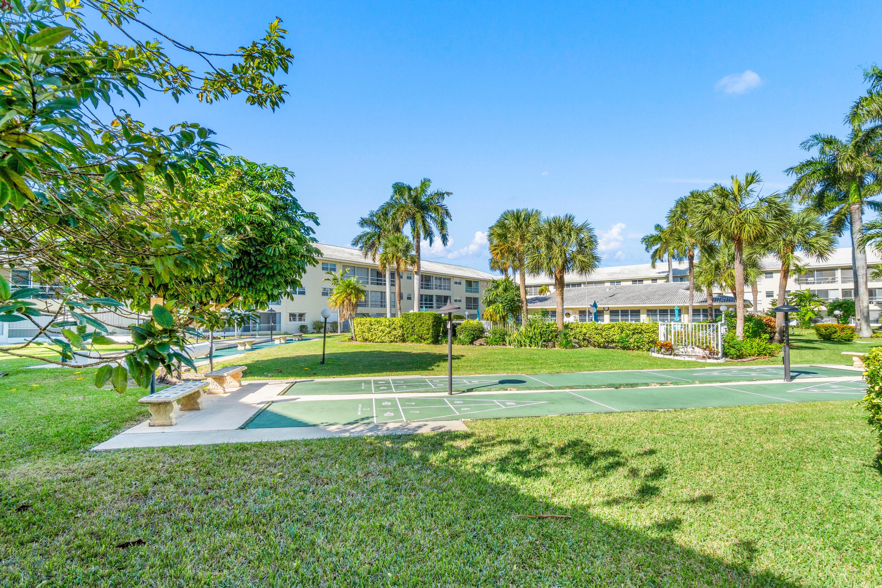 1951 NE 39th Street 131, Lighthouse Point, FL 33064 — photo 7 of 31