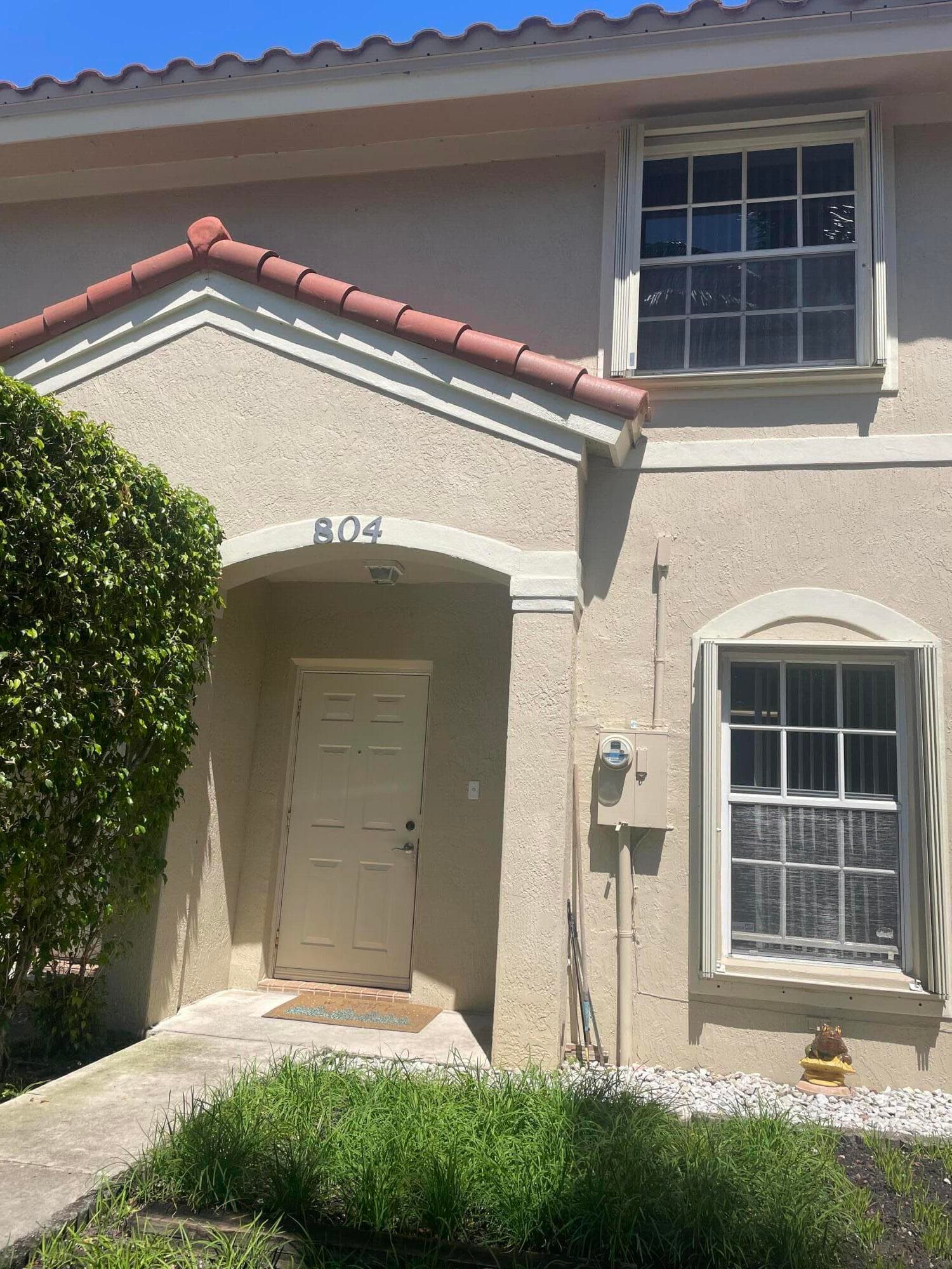 804 Summit Lake Drive, West Palm Beach, FL 33406 — photo 1 of 4