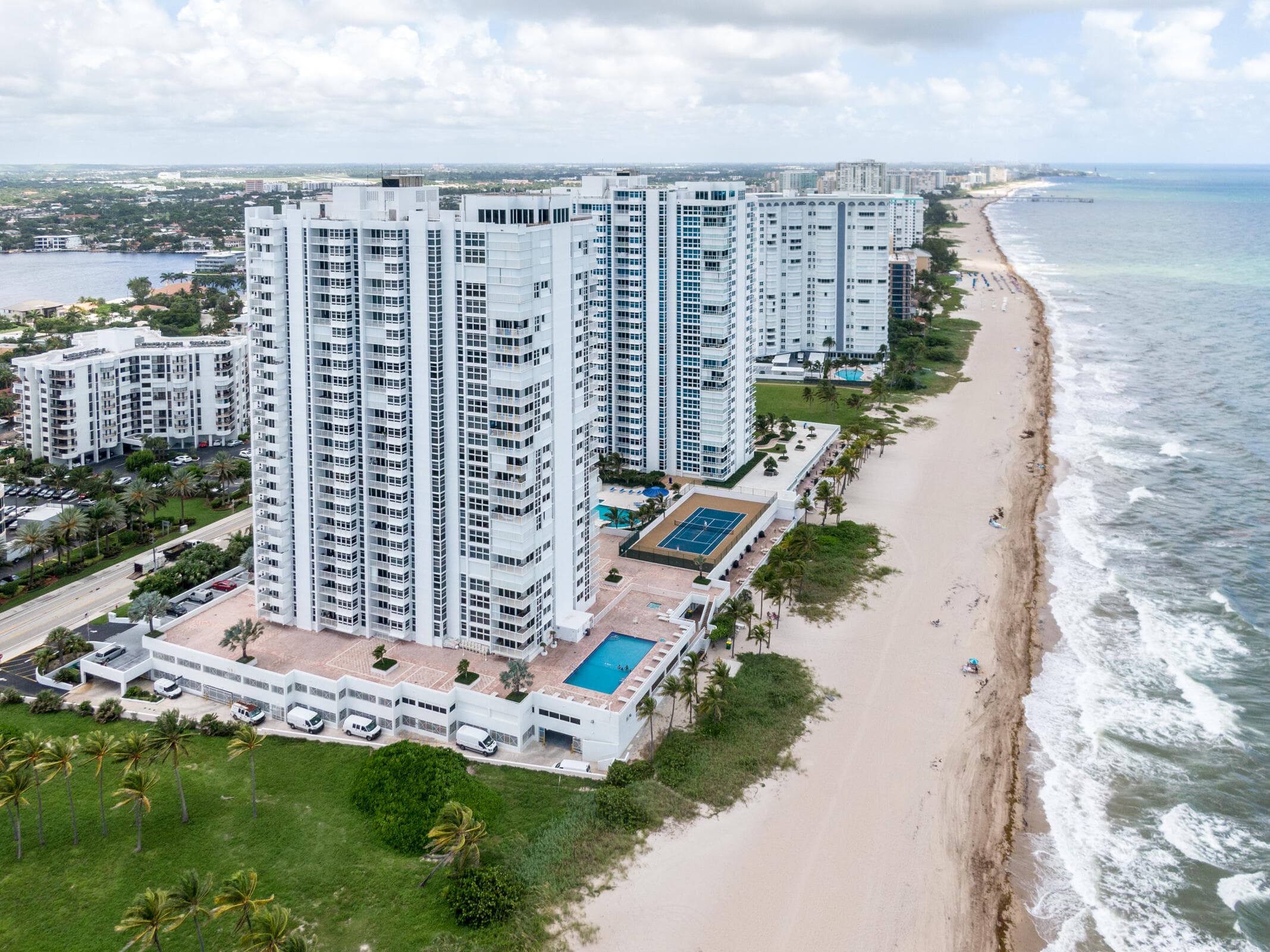 1370 S Ocean Boulevard 306, Pompano Beach, FL 33062 — photo 1 of 34