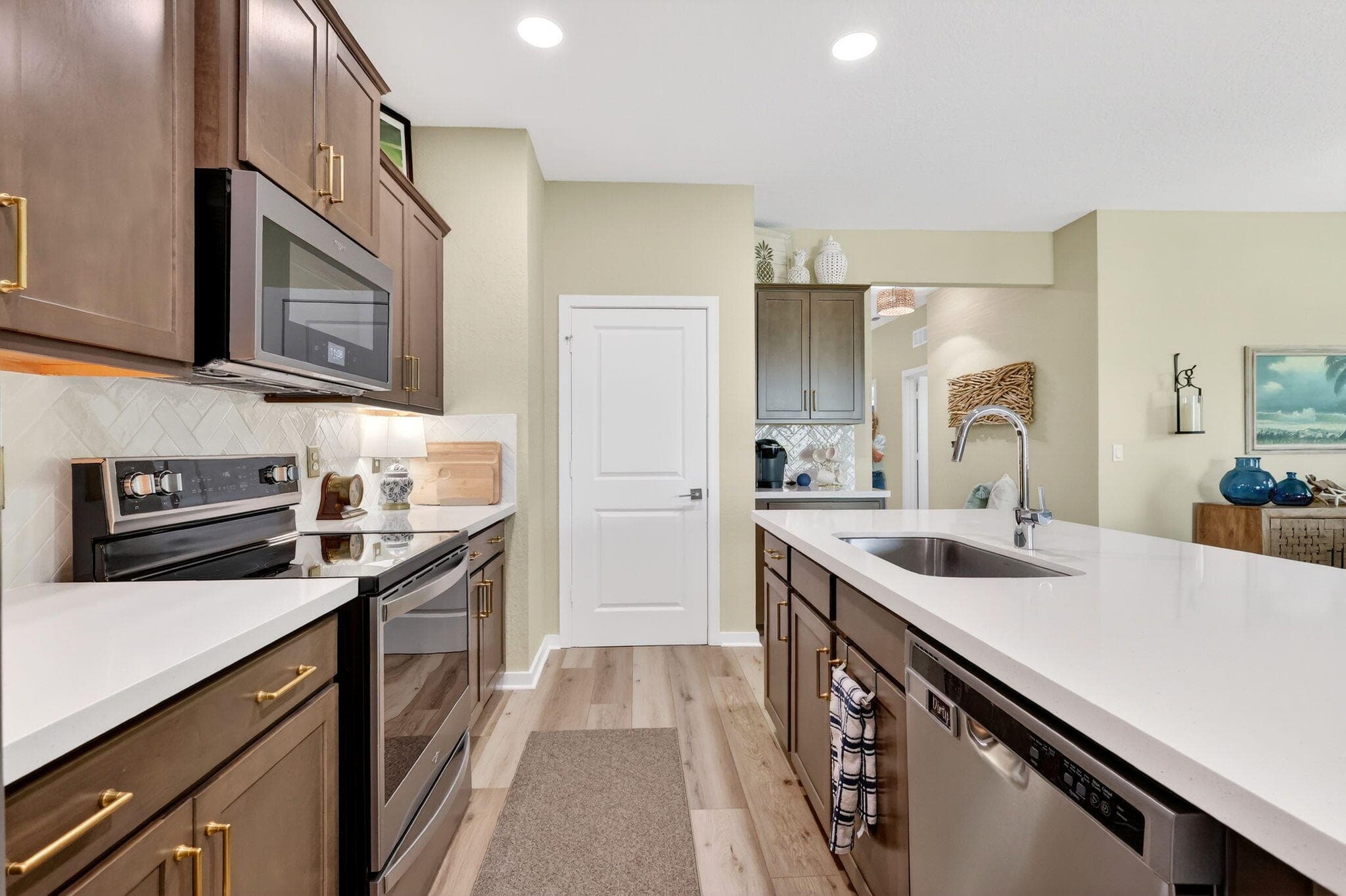 7246 SE Pine Valley Court, Hobe Sound, FL 33455 — photo 10 of 64